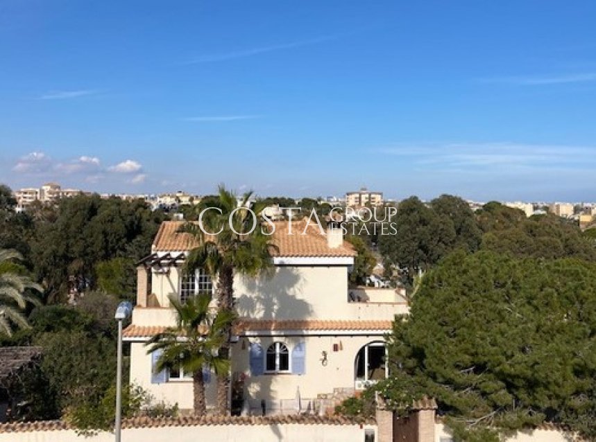 Herverkoop - Villa -
Orihuela Costa