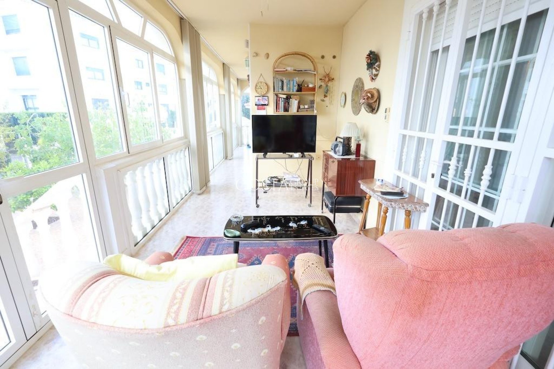 Herverkoop - Villa -
Orihuela Costa