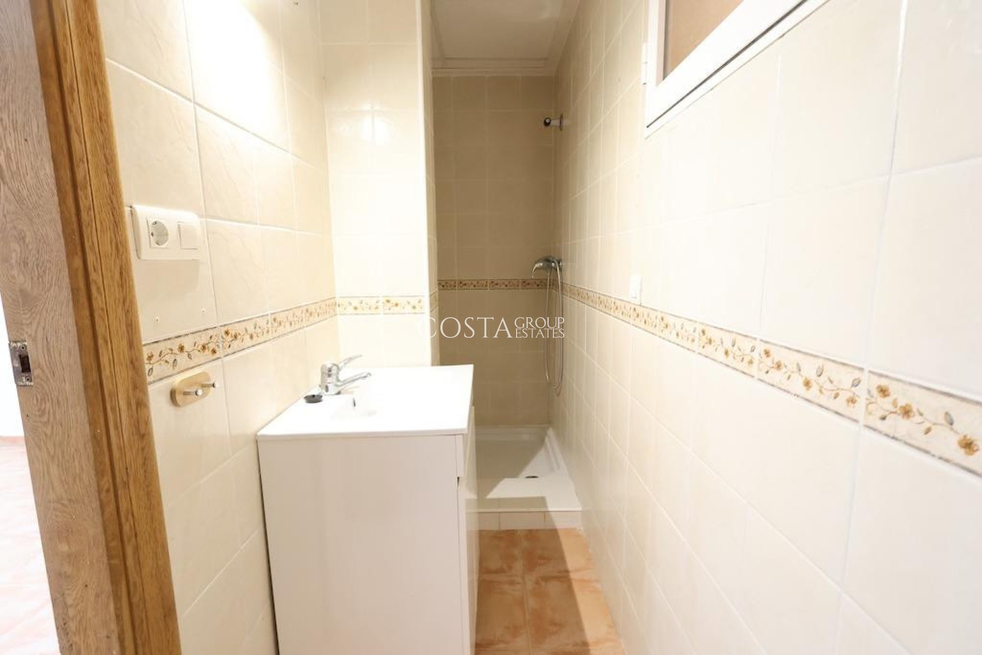 Herverkoop - Villa -
Orihuela Costa