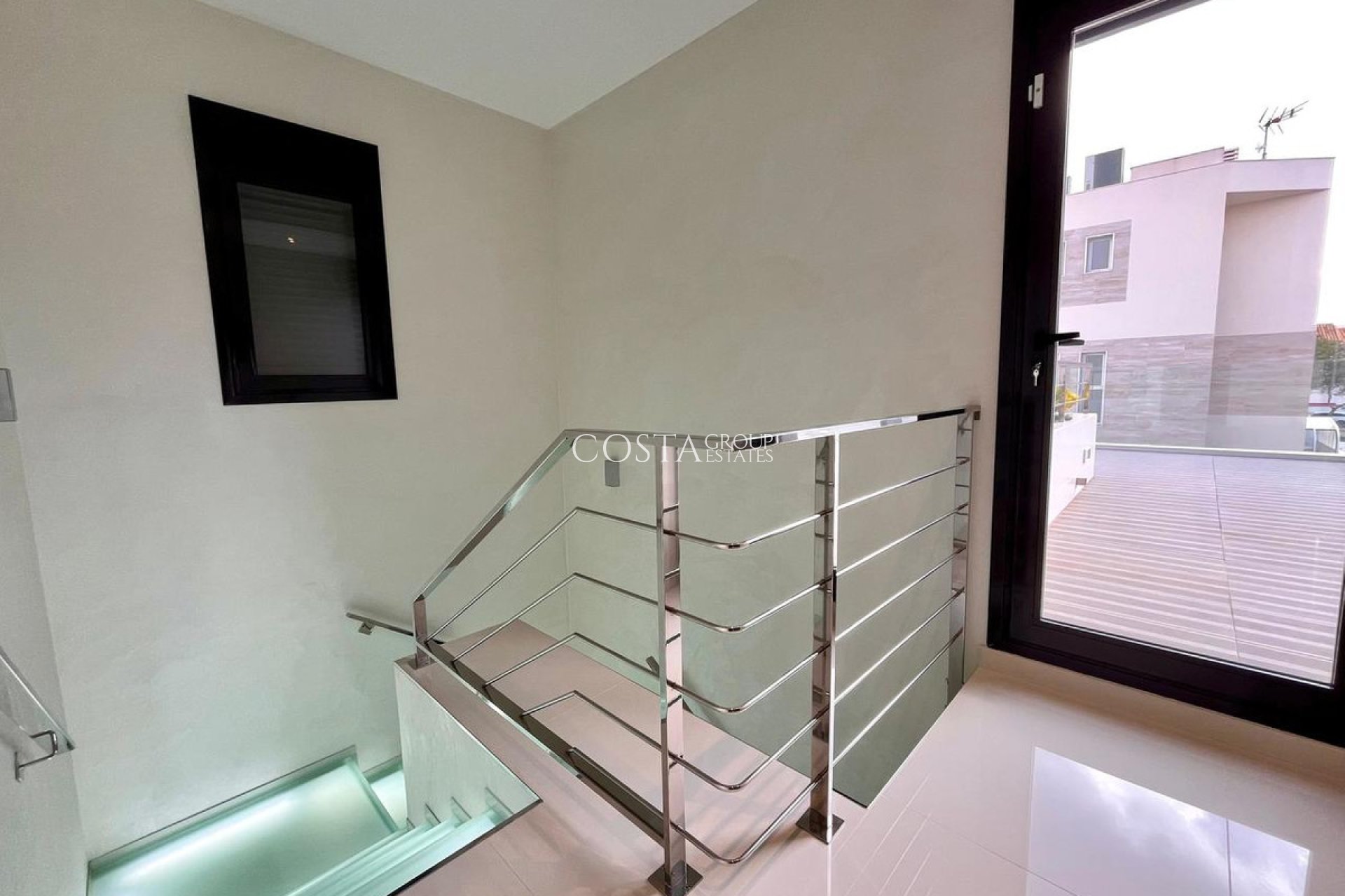 Herverkoop - Villa -
Orihuela - Dehesa de Campoamor