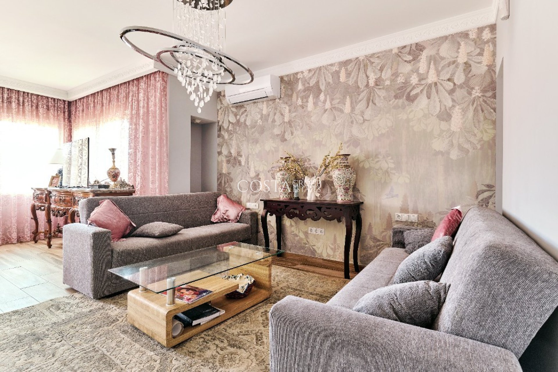 Herverkoop - Villa -
Orihuela - Dehesa de Campoamor