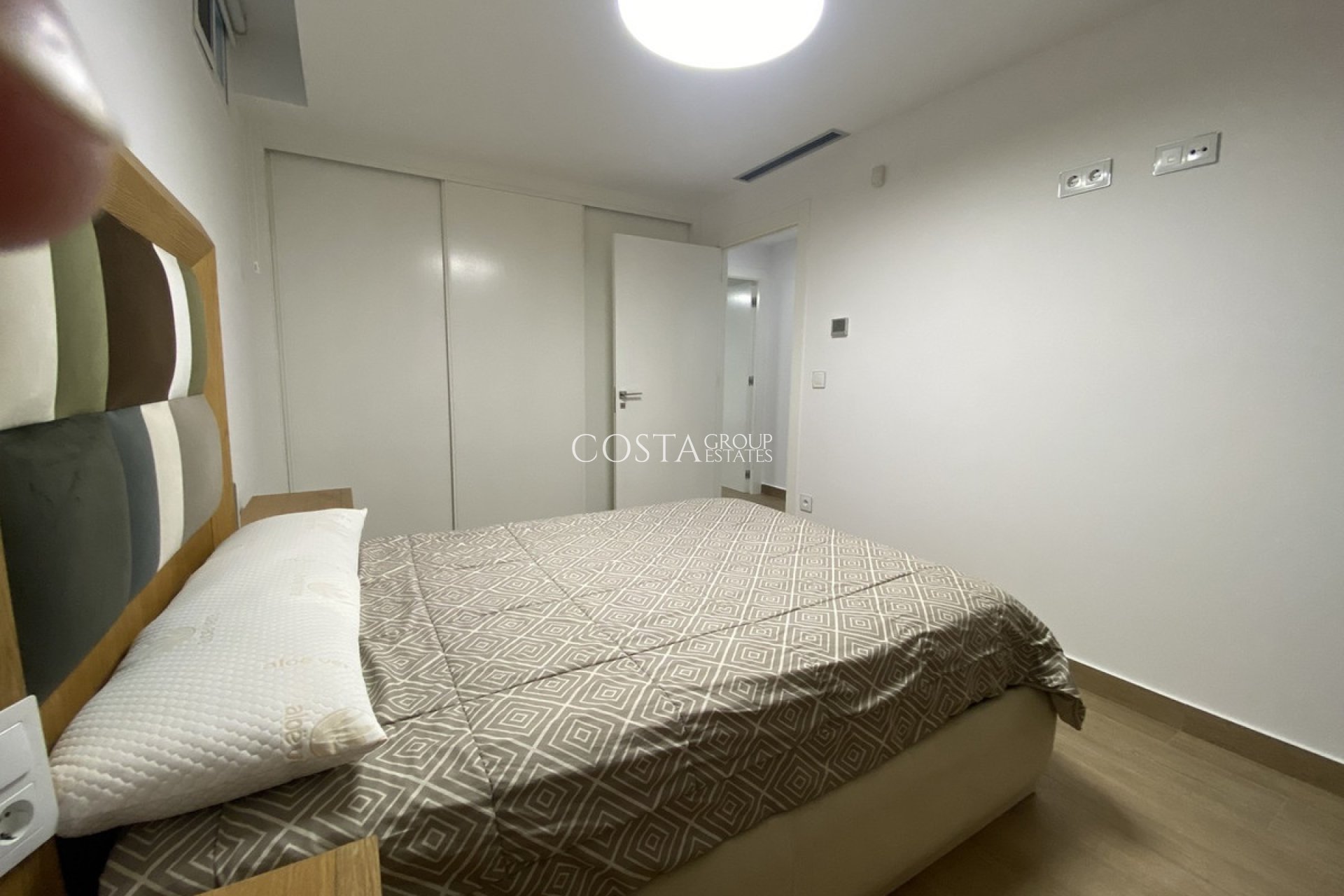 Herverkoop - Villa -
Orihuela - Dehesa de Campoamor