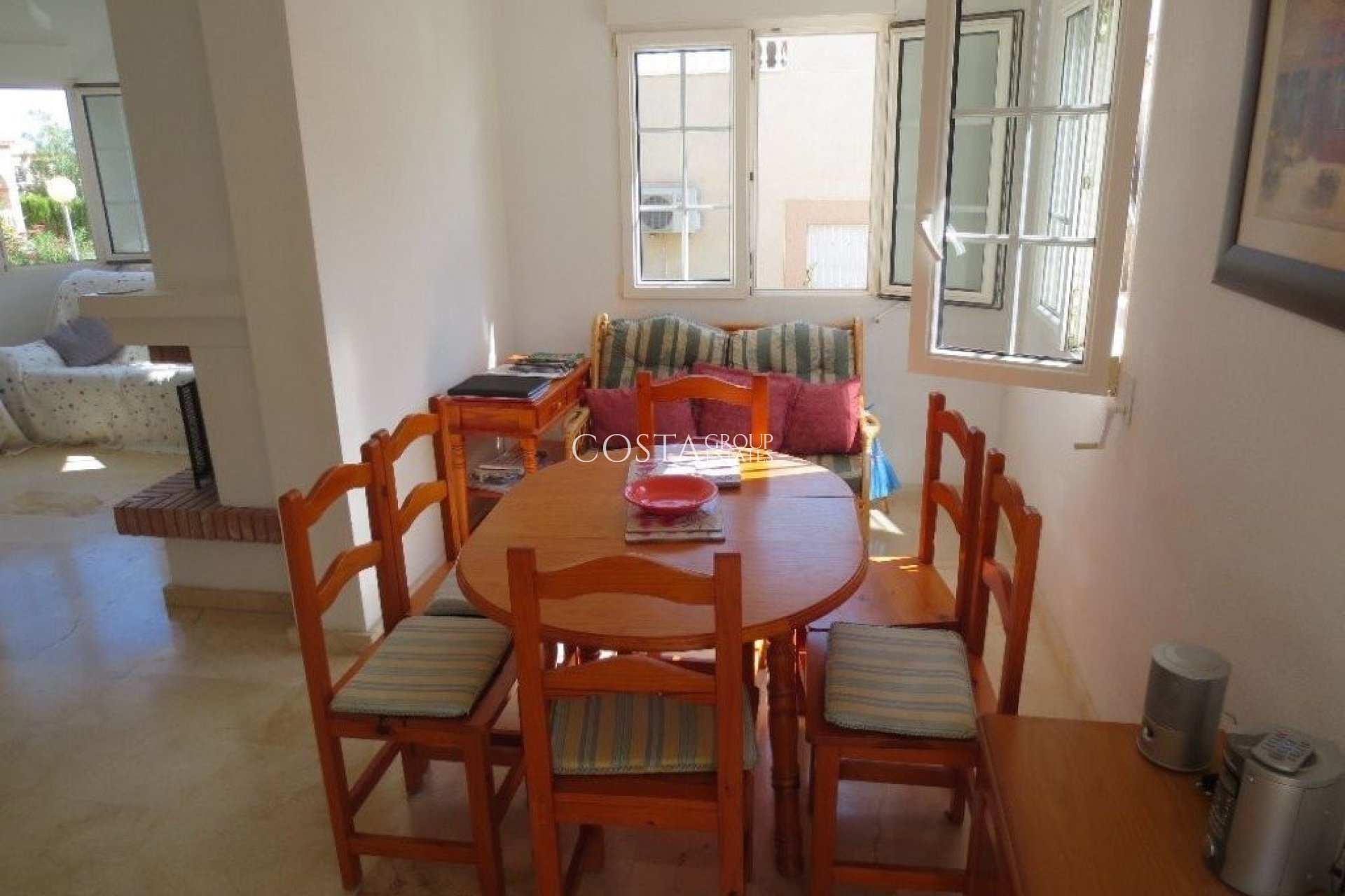 Herverkoop - Villa -
Orihuela - El Galan