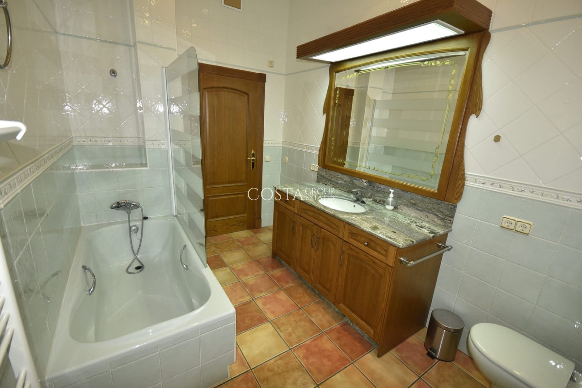 Herverkoop - Villa -
Orihuela - La Matanza