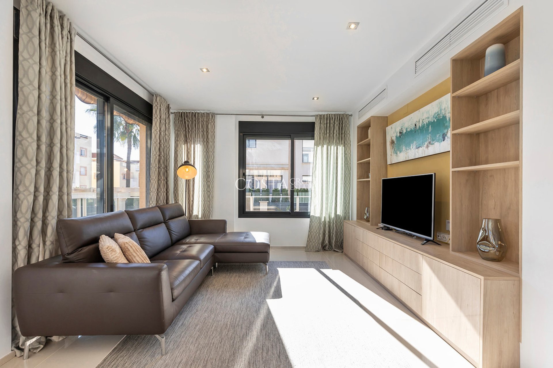 Herverkoop - Villa -
Orihuela - La Zenia