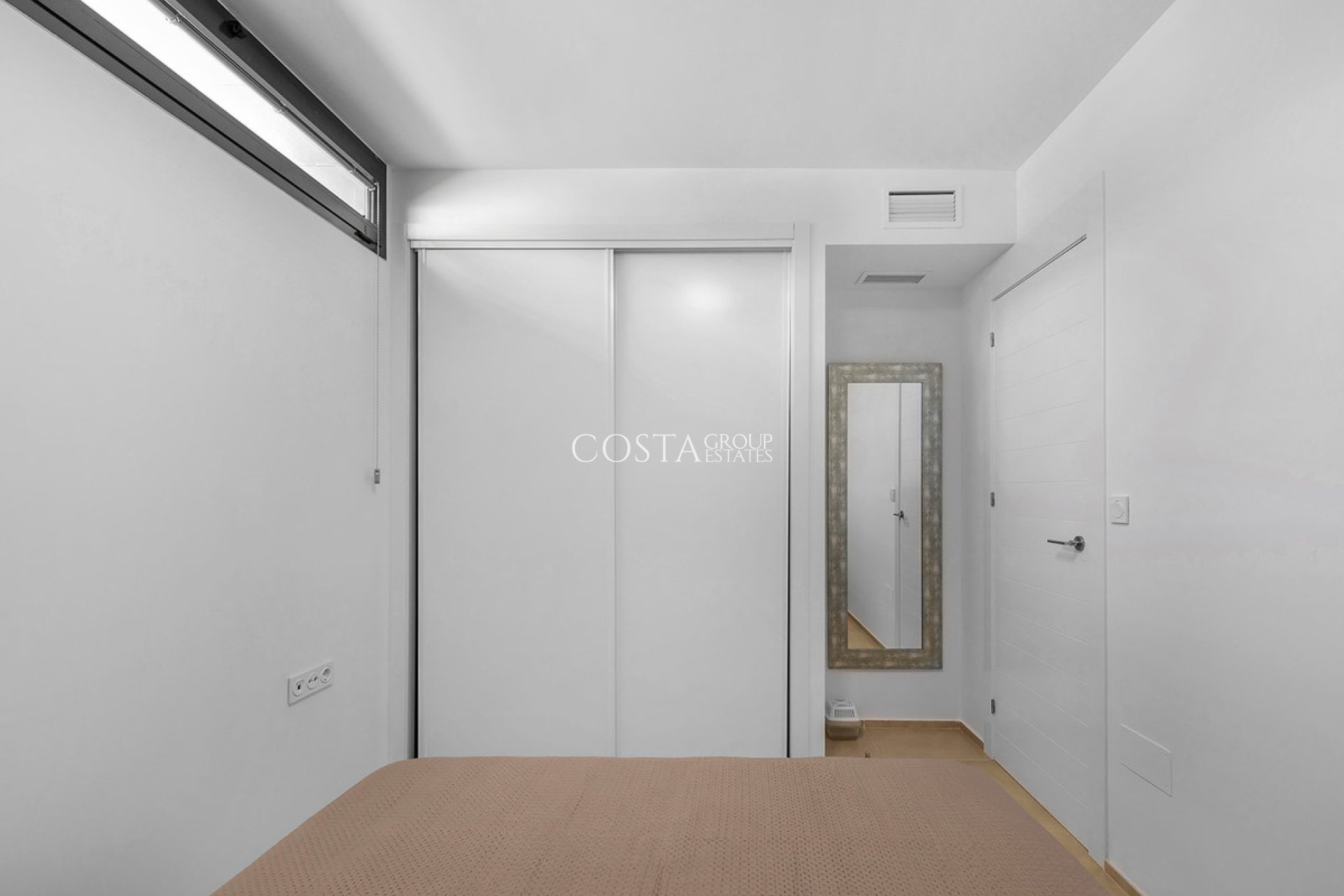 Herverkoop - Villa -
Orihuela - La Zenia