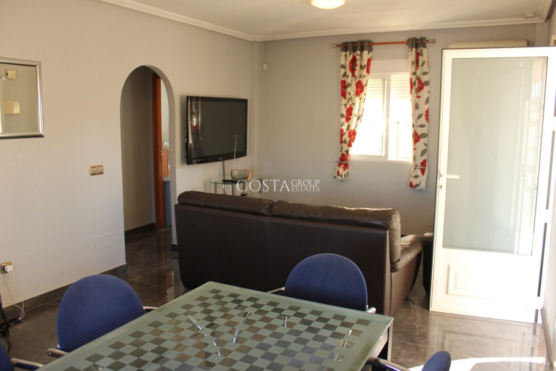 Herverkoop - Villa -
Orihuela - La Zenia