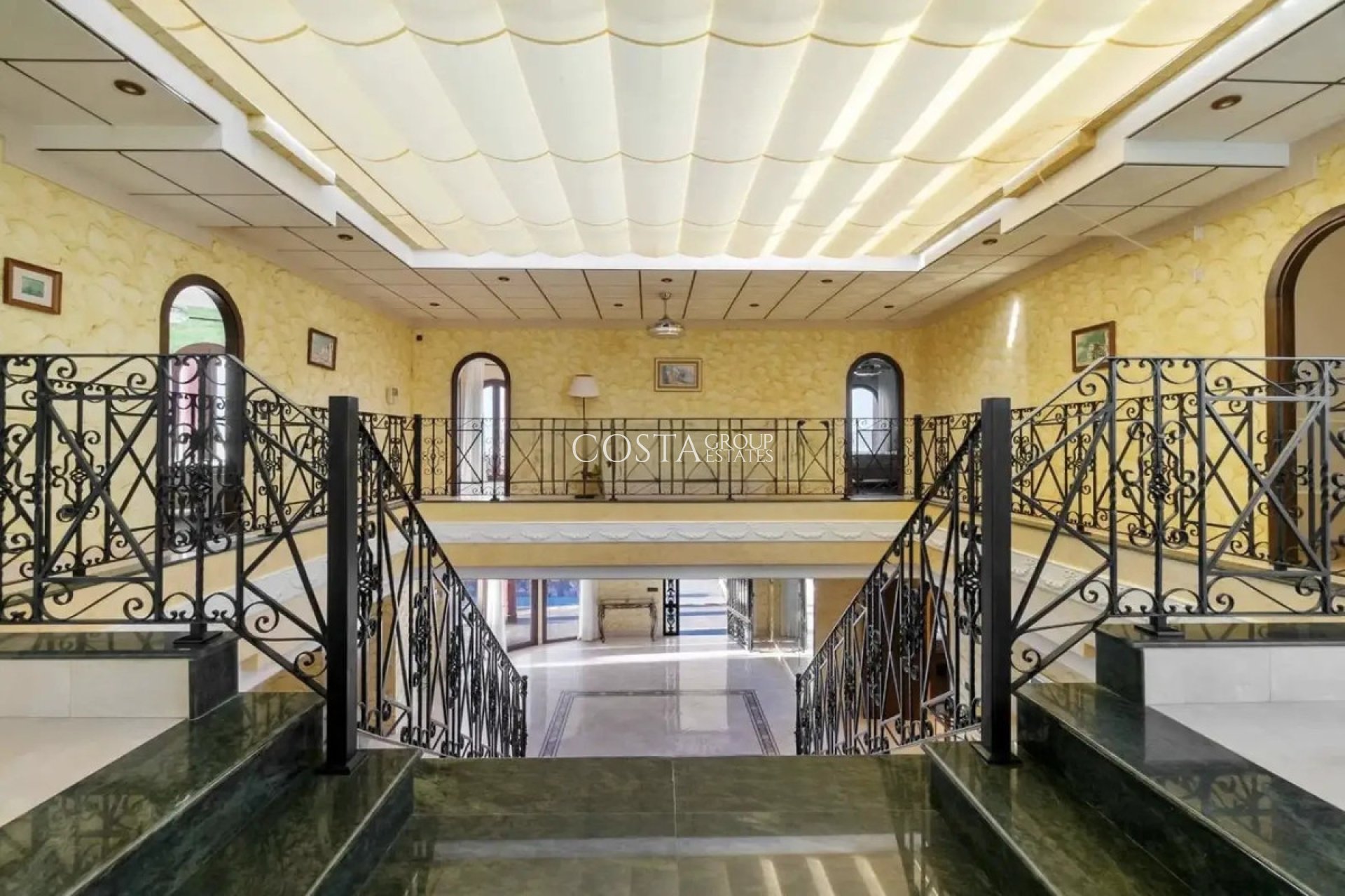 Herverkoop - Villa -
Orihuela - La Zenia