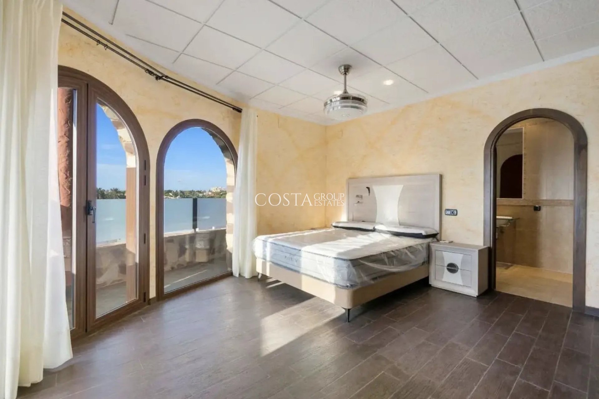 Herverkoop - Villa -
Orihuela - La Zenia