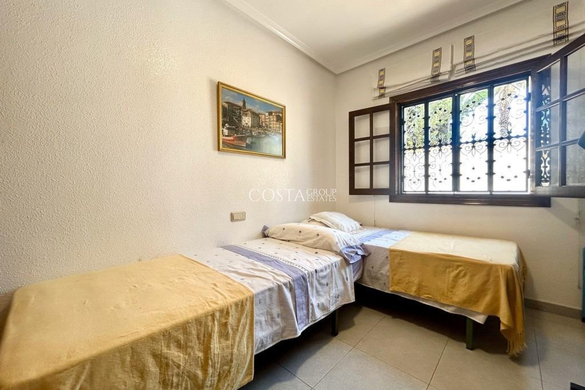 Herverkoop - Villa -
Orihuela - La Zenia