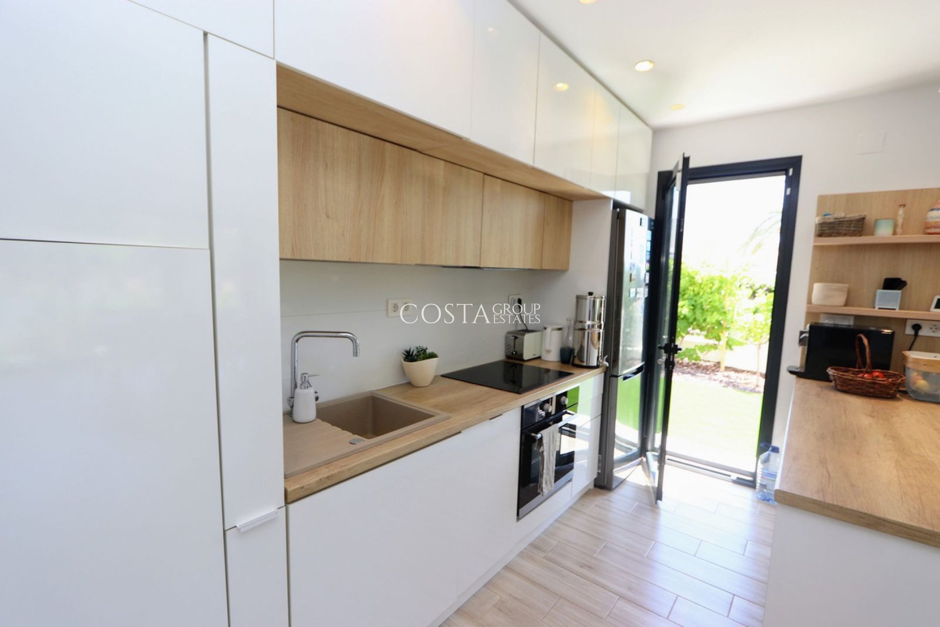 Herverkoop - Villa -
Orihuela - La Zenia