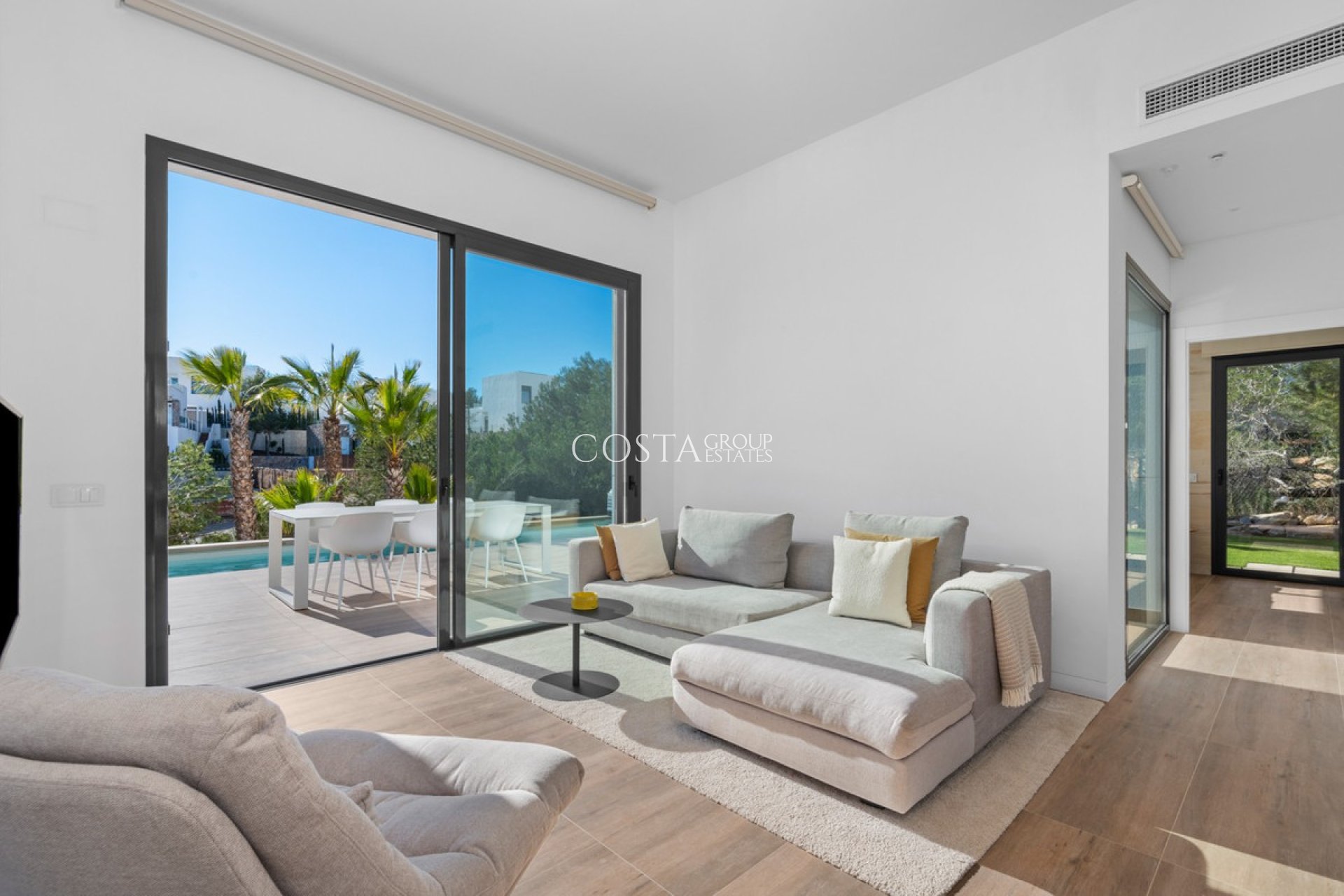 Herverkoop - Villa -
Orihuela - Las Colinas Golf