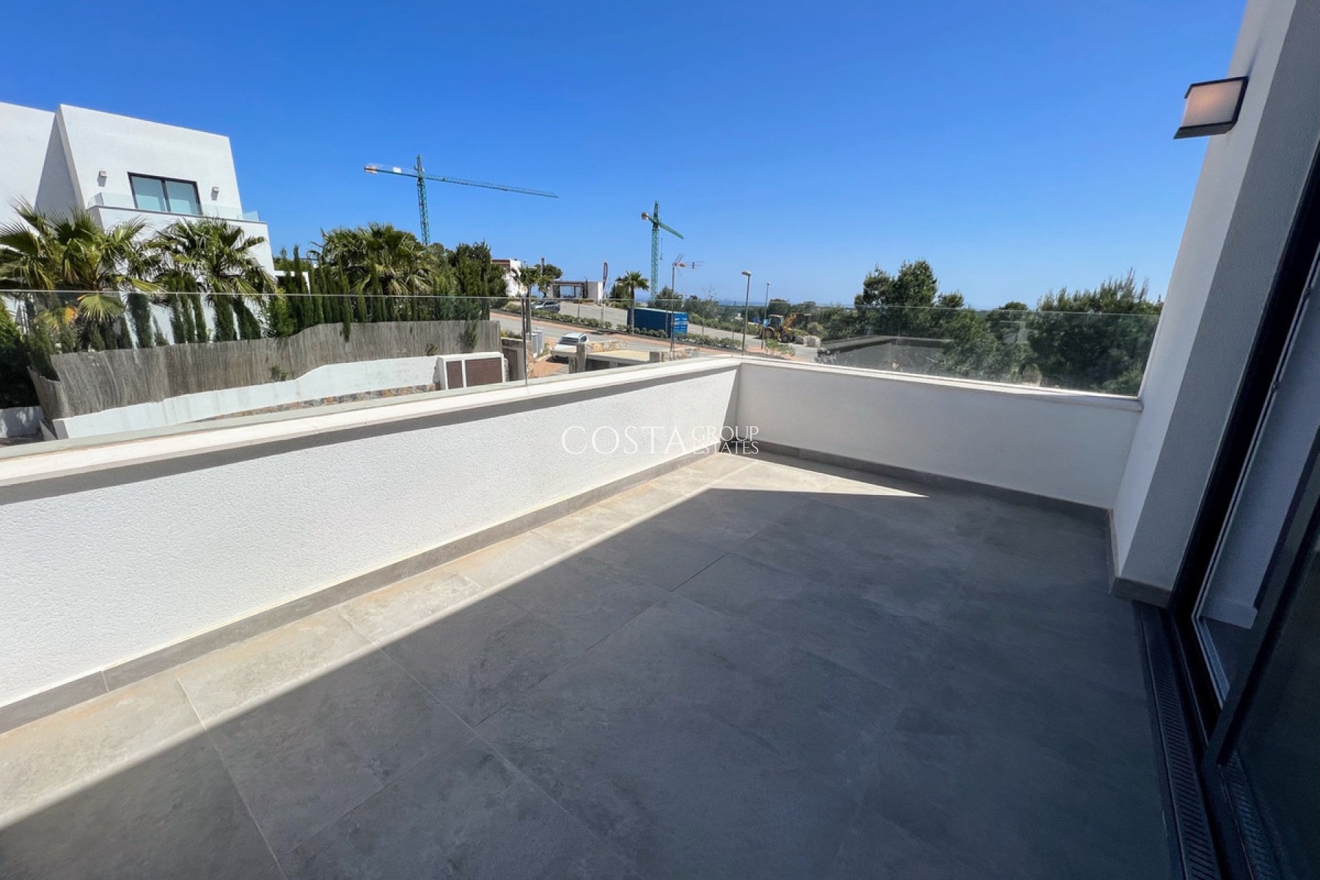 Herverkoop - Villa -
Orihuela - Las Colinas Golf