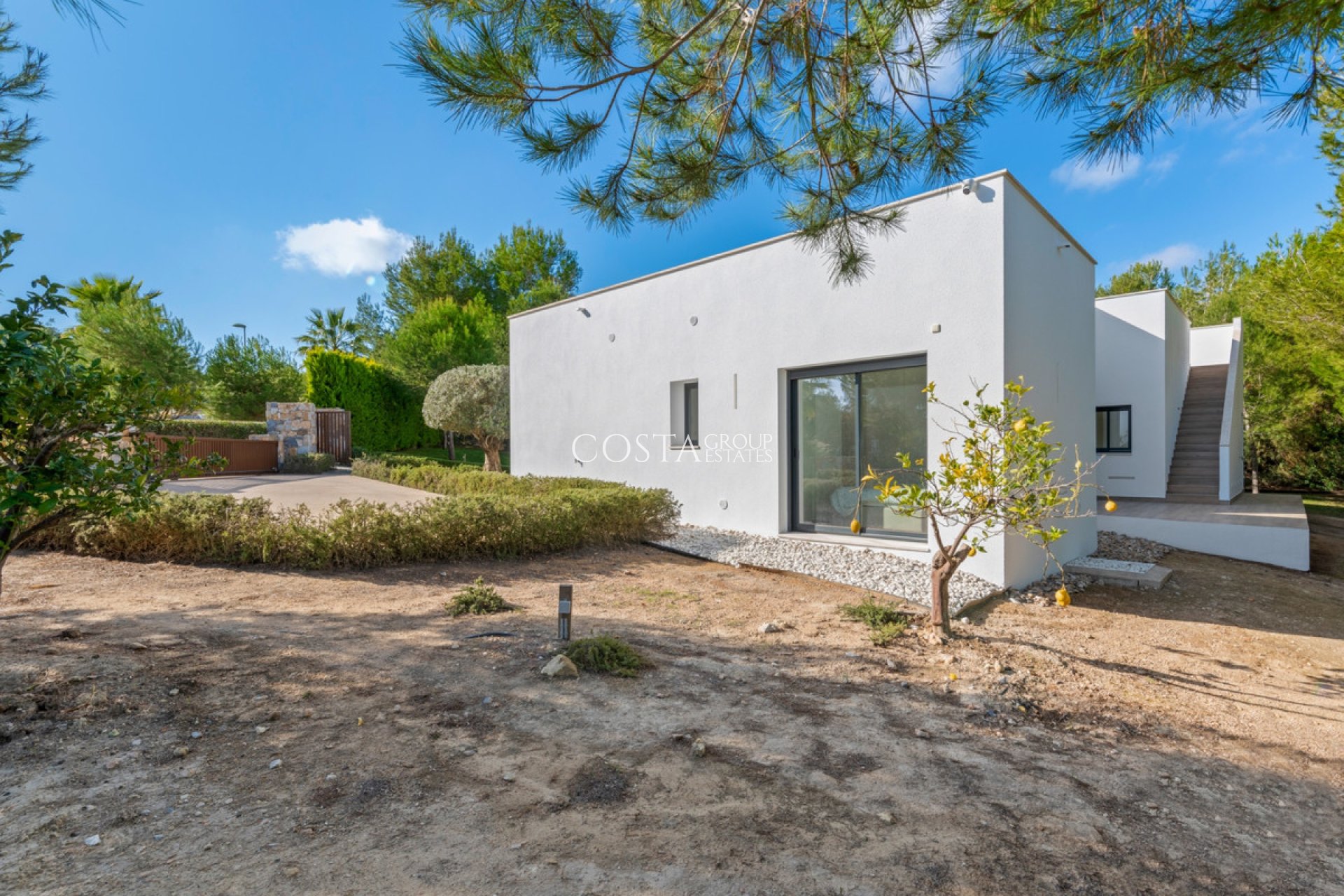 Herverkoop - Villa -
Orihuela - Las Colinas Golf