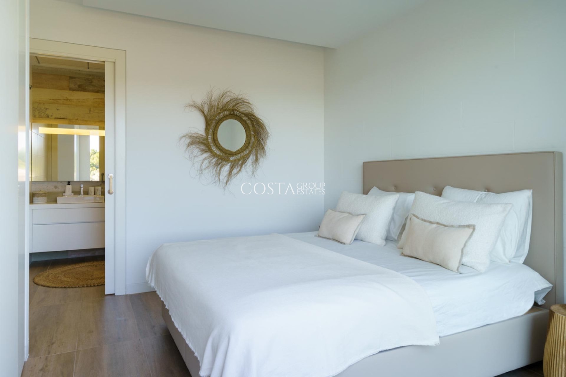 Herverkoop - Villa -
Orihuela - Las Colinas Golf