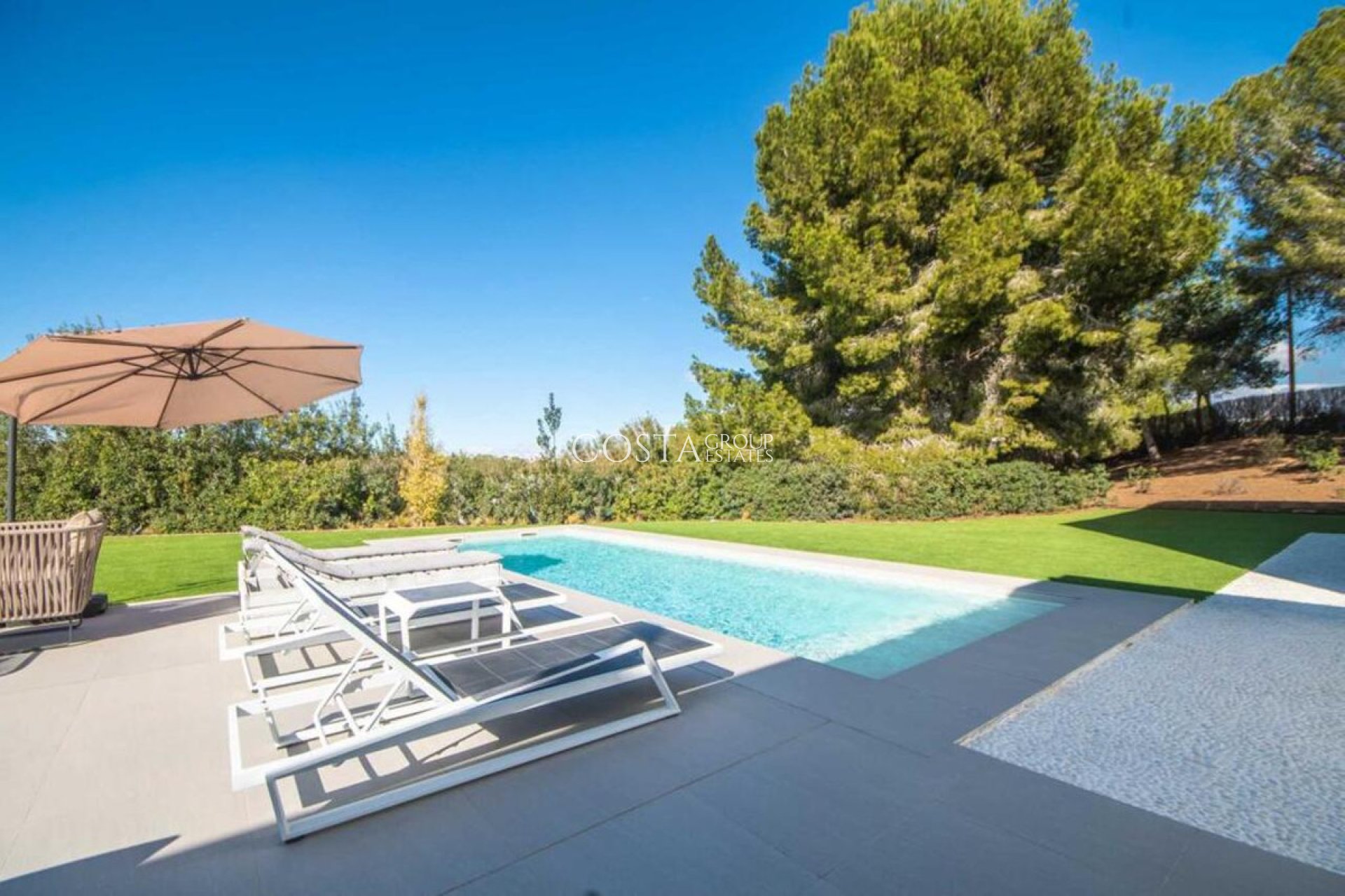 Herverkoop - Villa -
Orihuela - Las Colinas Golf