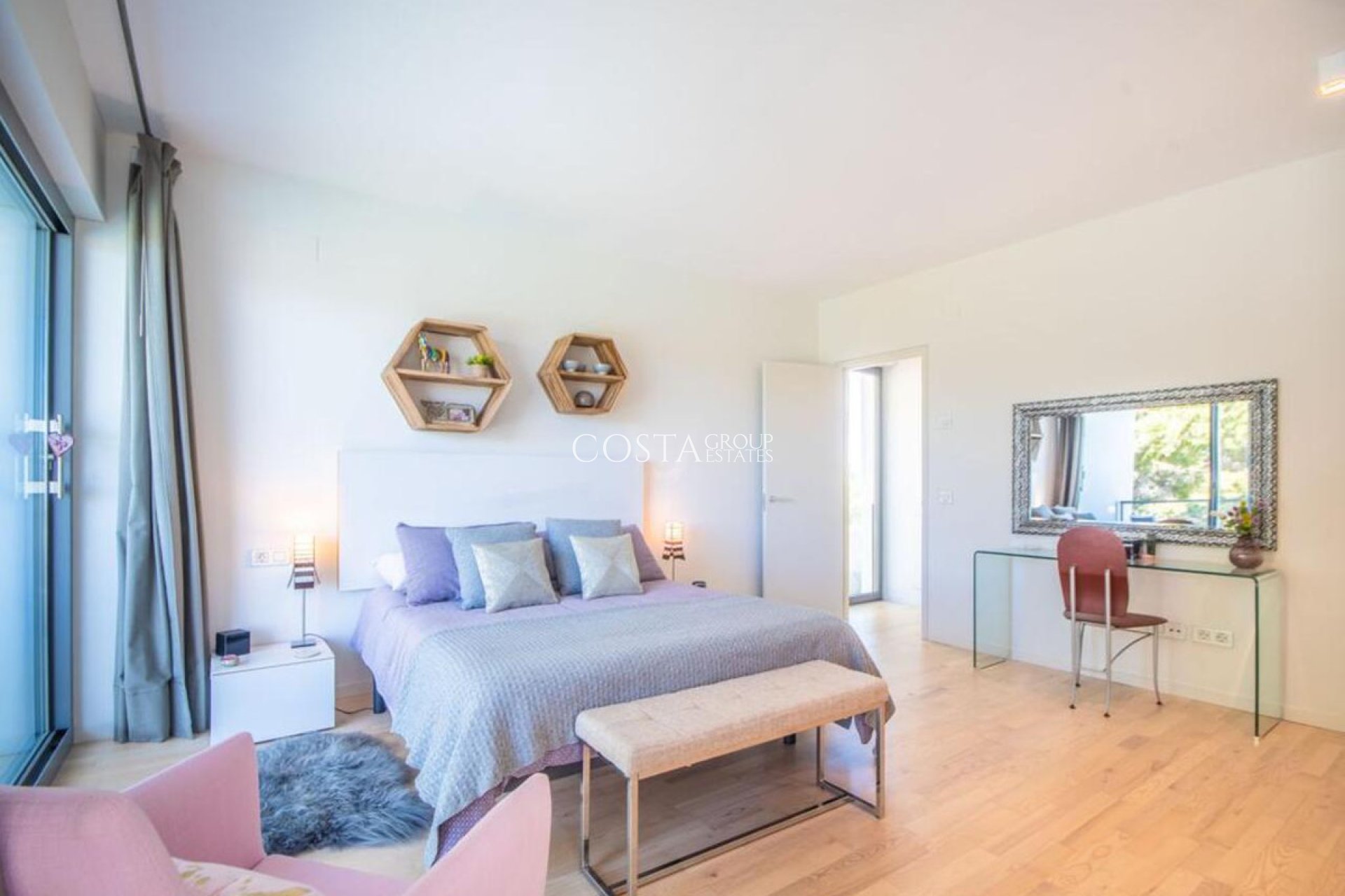 Herverkoop - Villa -
Orihuela - Las Colinas Golf