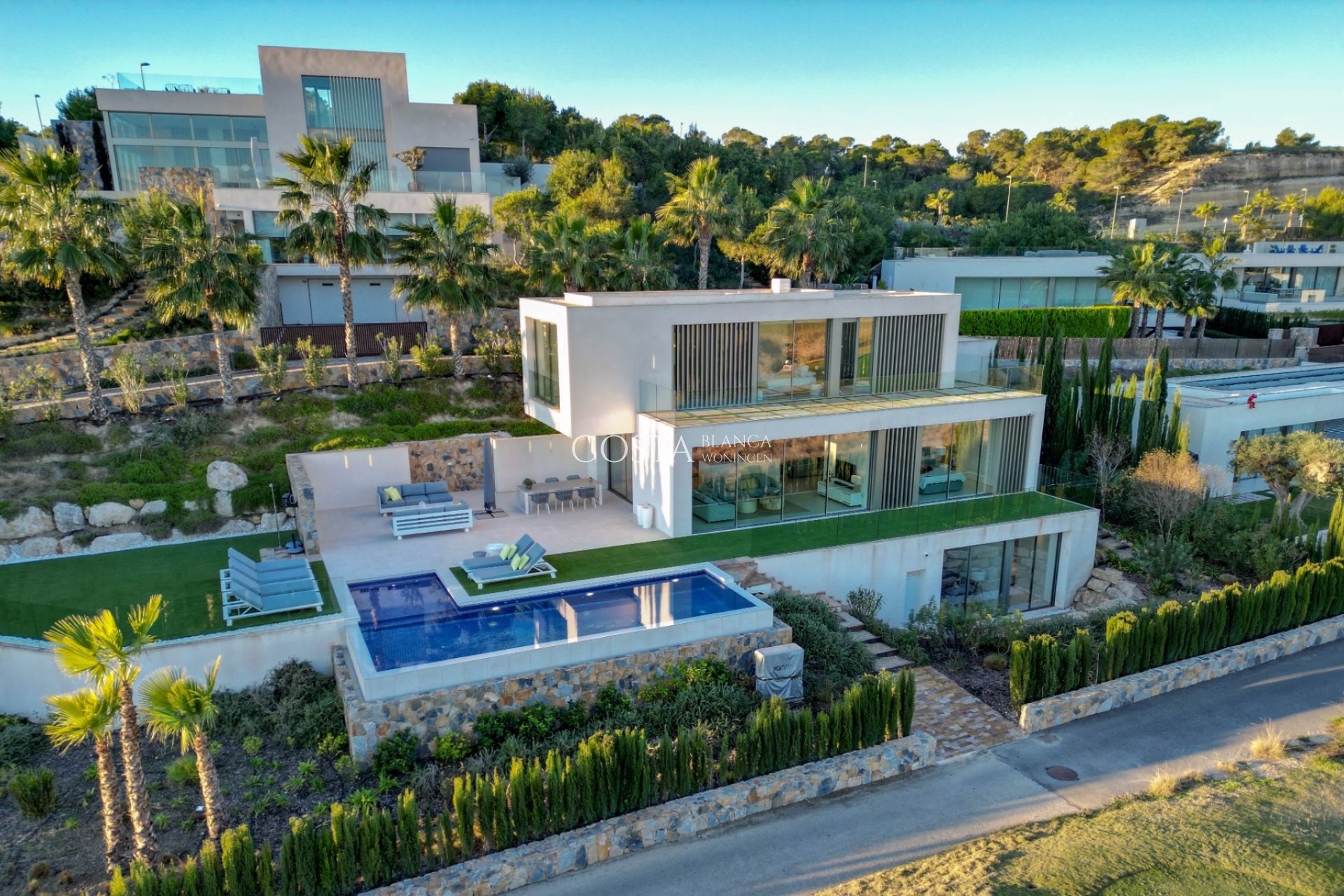 Herverkoop - Villa -
Orihuela - Las Colinas Golf