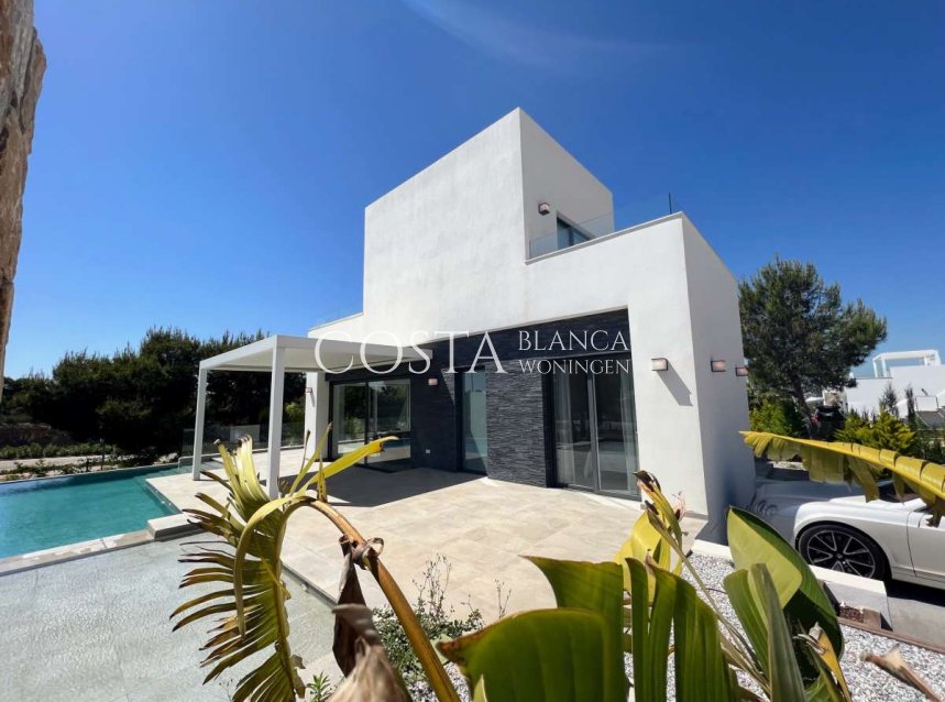 Herverkoop - Villa -
Orihuela - Las Colinas Golf
