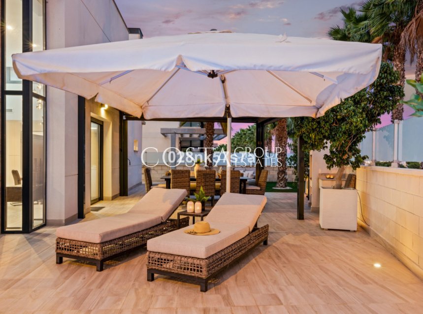 Herverkoop - Villa -
Orihuela - Lomas de Cabo Roig