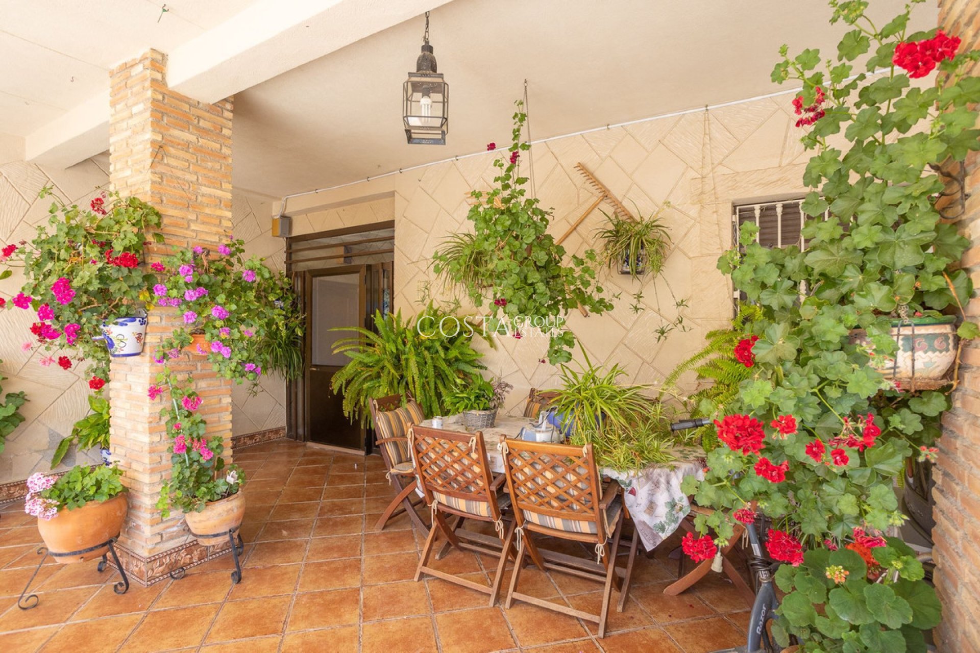 Herverkoop - Villa -
Orihuela - Los Altos