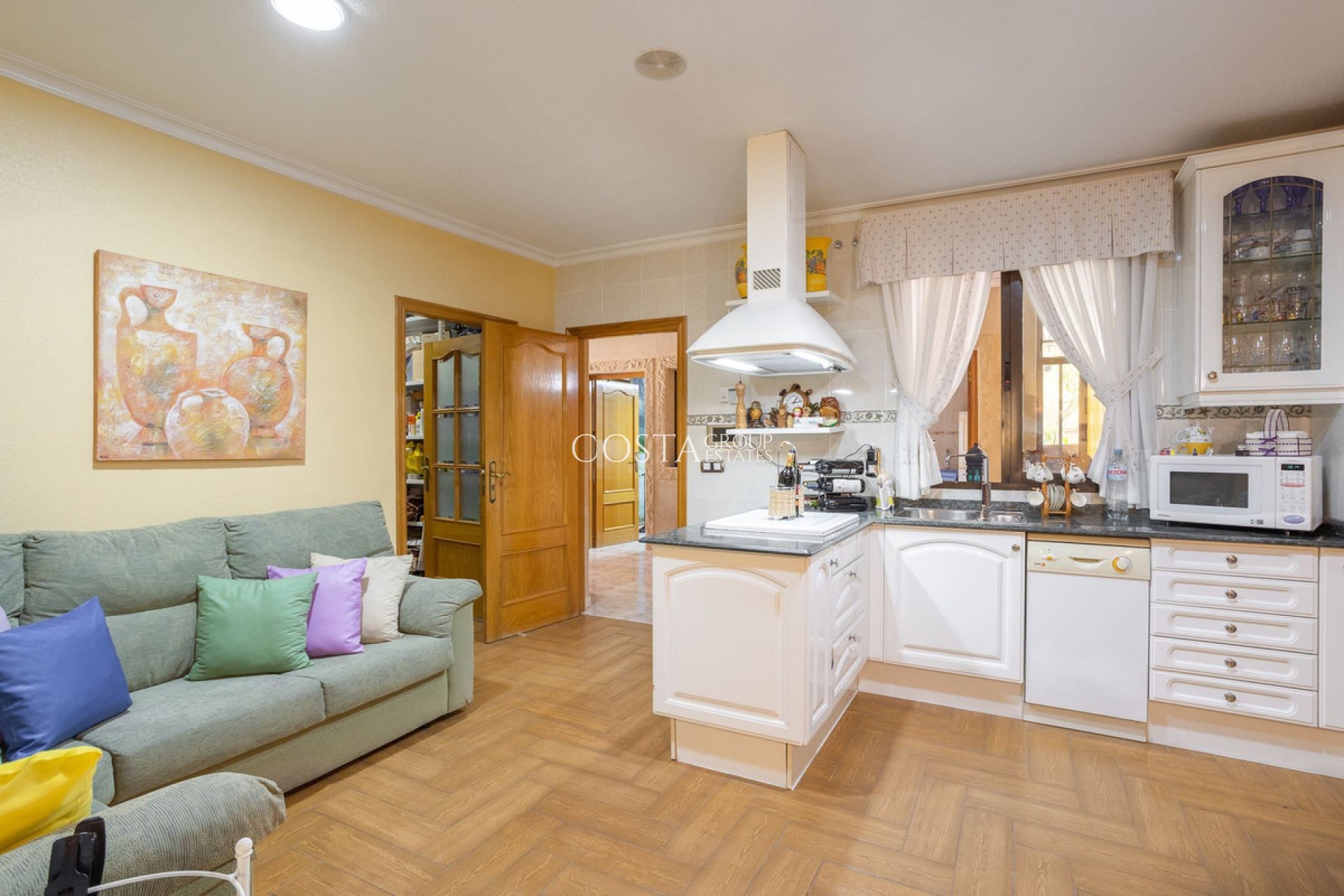 Herverkoop - Villa -
Orihuela - Los Altos