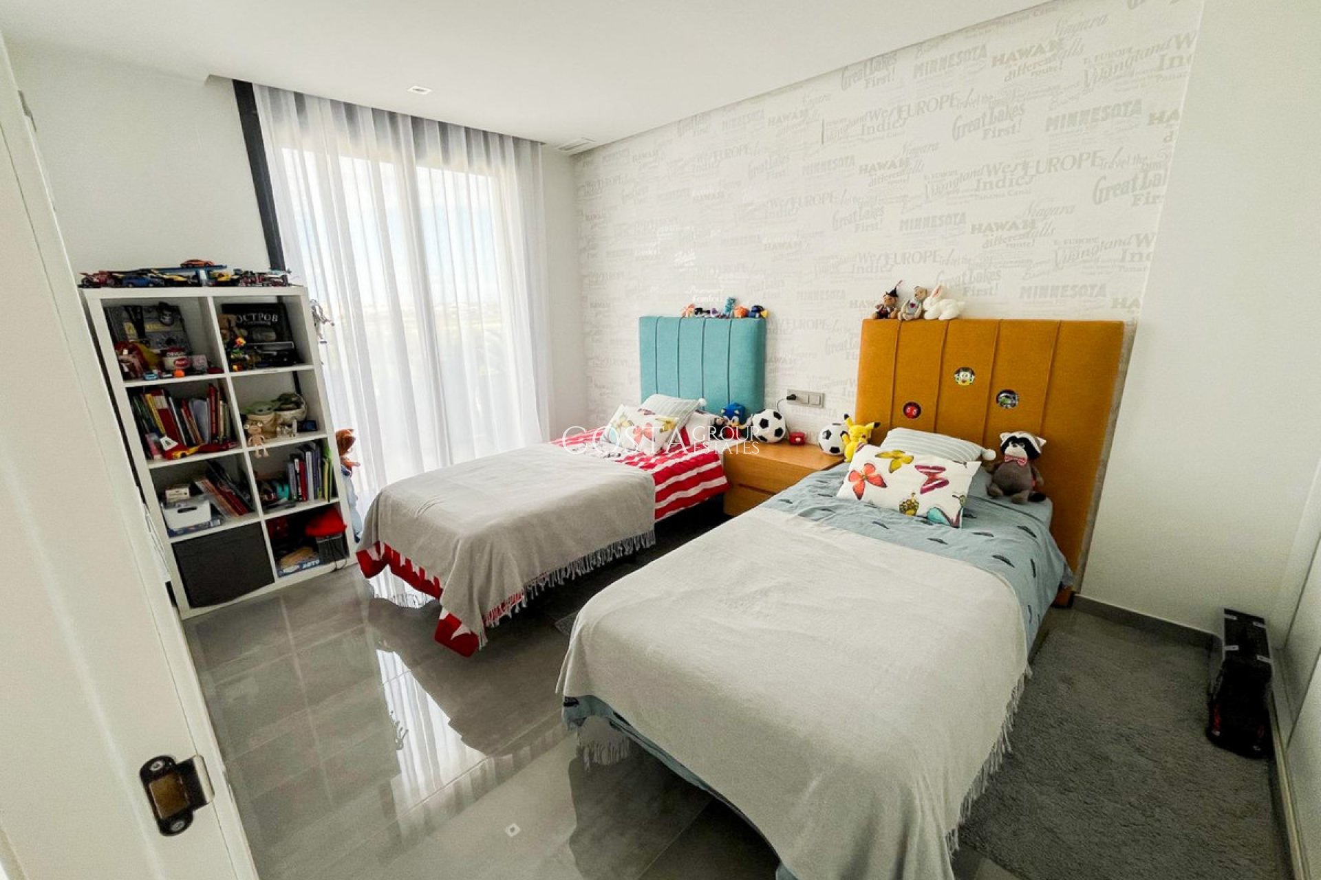 Herverkoop - Villa -
Orihuela - Los Altos