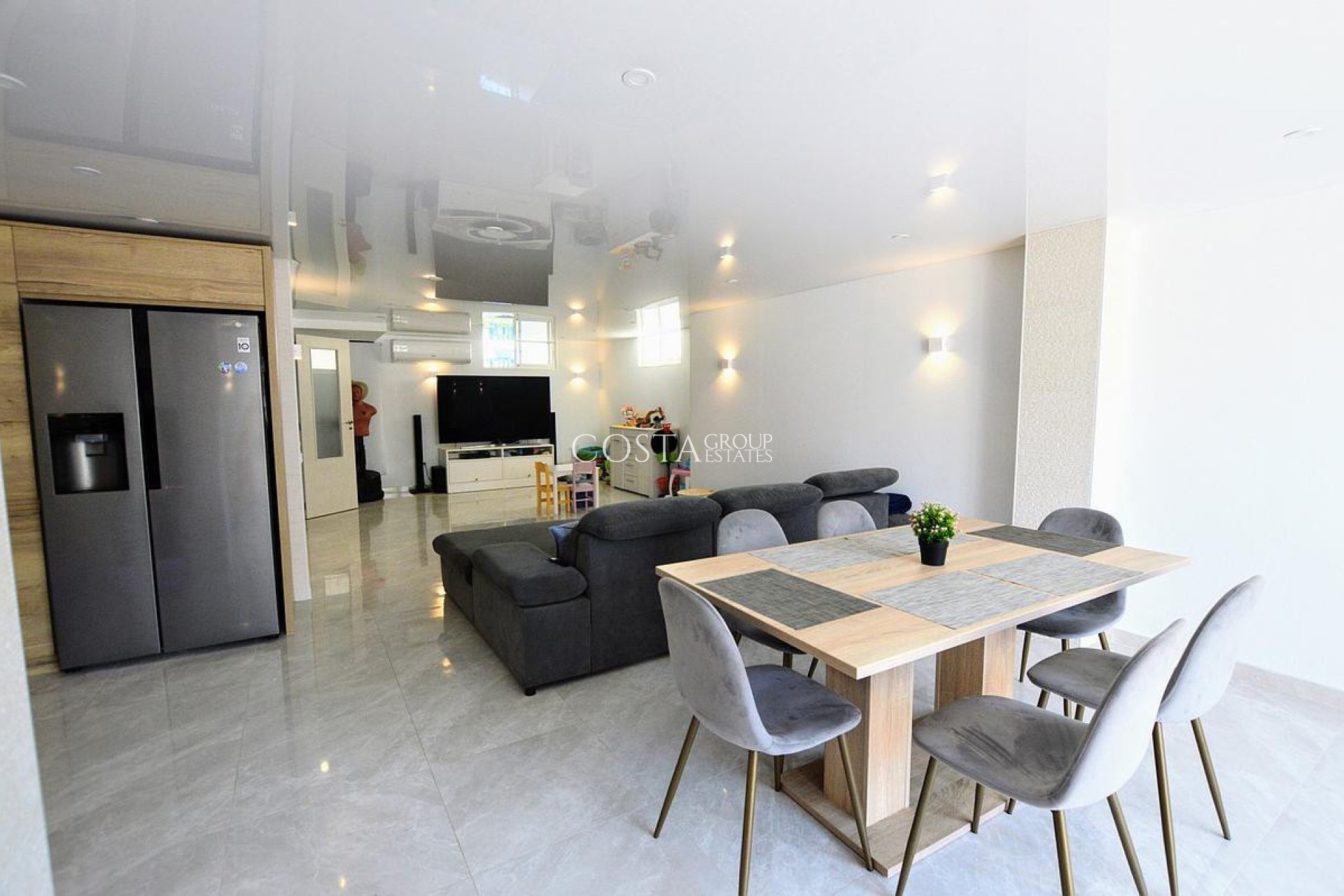 Herverkoop - Villa -
Orihuela - Los Altos