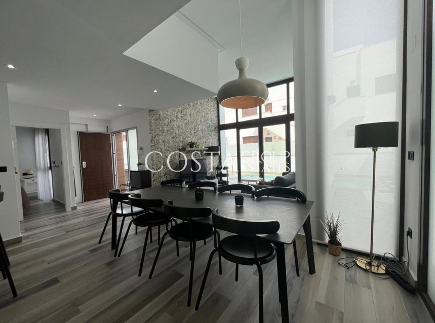 Herverkoop - Villa -
Orihuela - Los Balcones