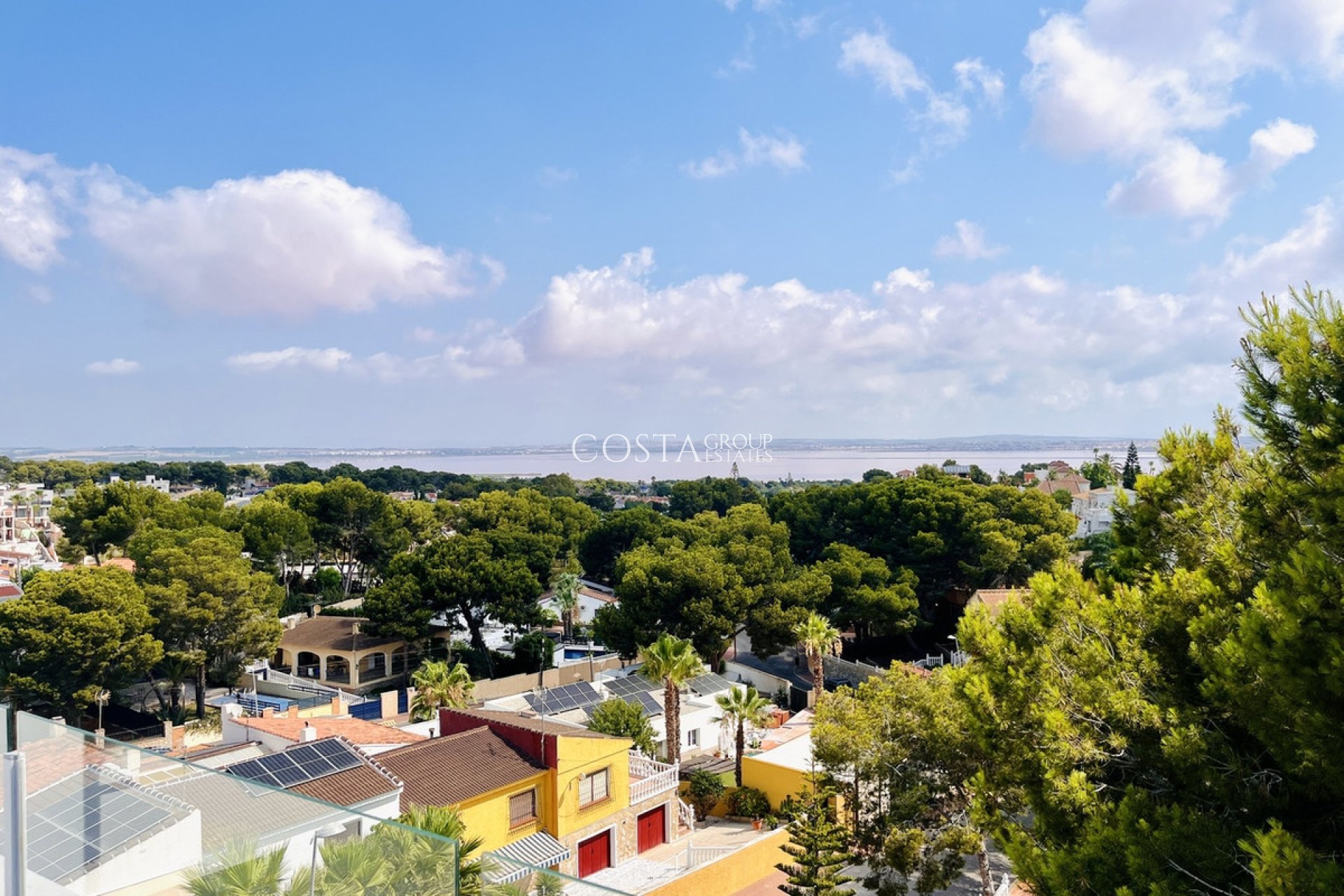 Herverkoop - Villa -
Orihuela - Los Balcones