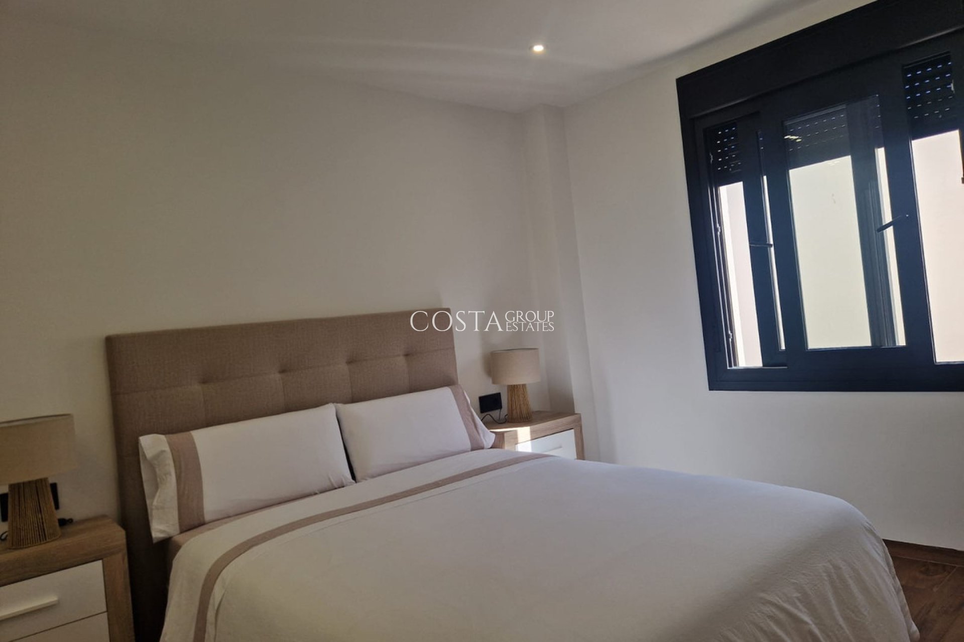 Herverkoop - Villa -
Orihuela - Los Balcones