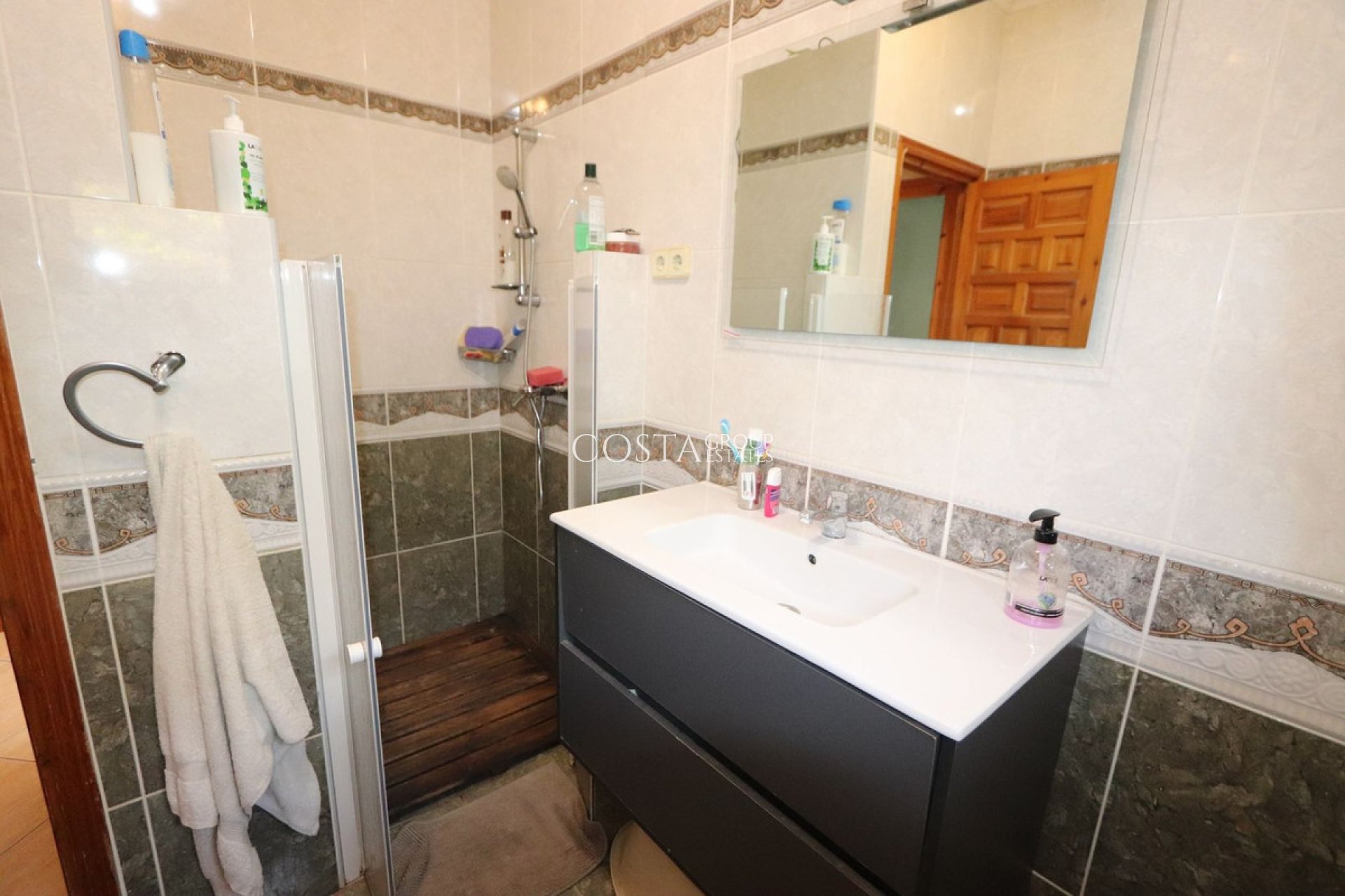 Herverkoop - Villa -
Orihuela - Los Balcones