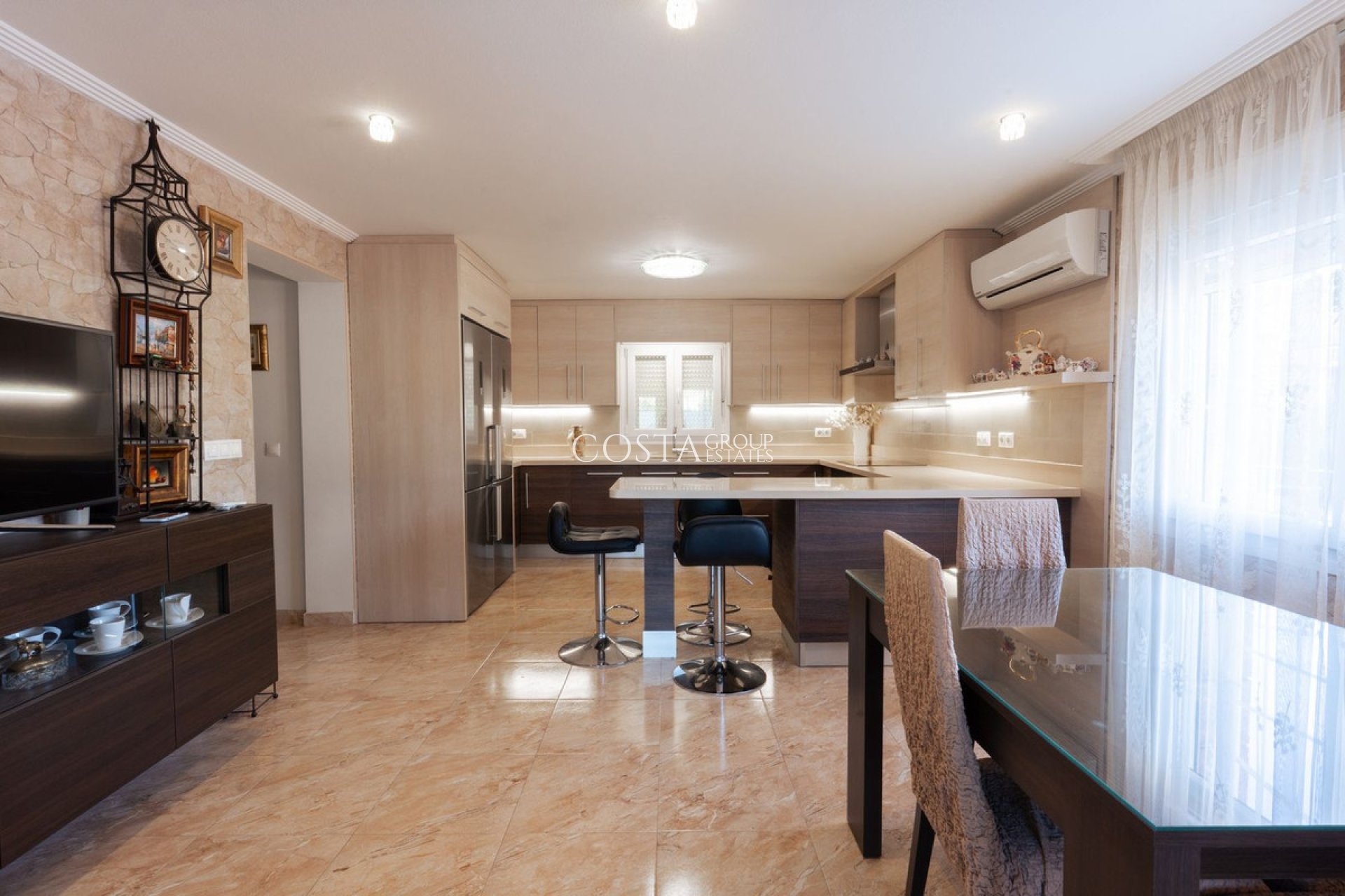 Herverkoop - Villa -
Orihuela - Los Balcones