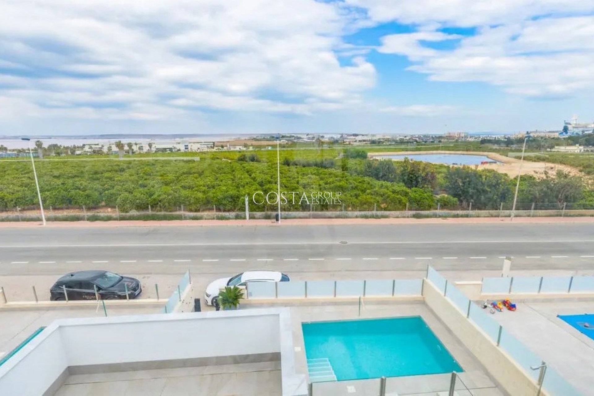 Herverkoop - Villa -
Orihuela - Los Balcones