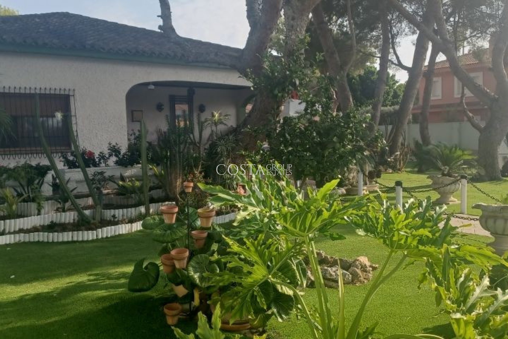 Herverkoop - Villa -
Orihuela - Orihuela Costa