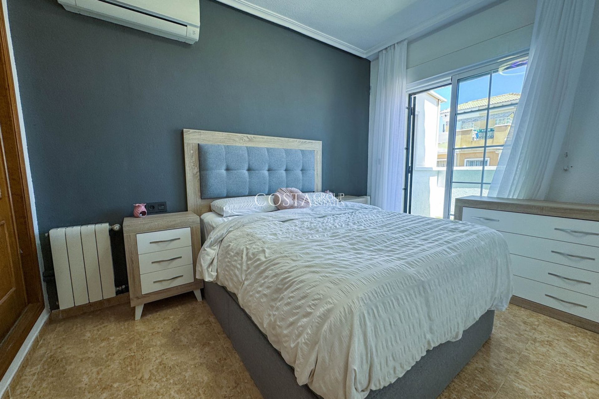 Herverkoop - Villa -
Orihuela - Orihuela Costa