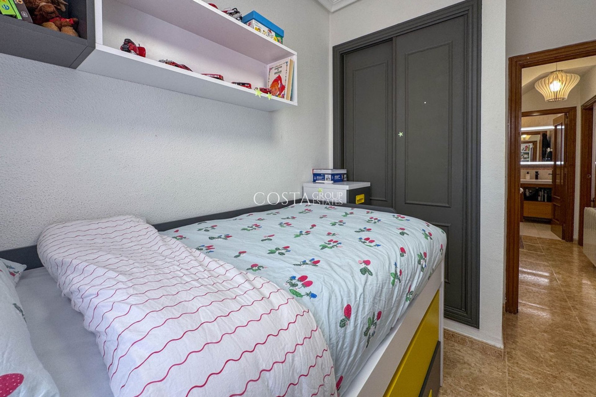 Herverkoop - Villa -
Orihuela - Orihuela Costa