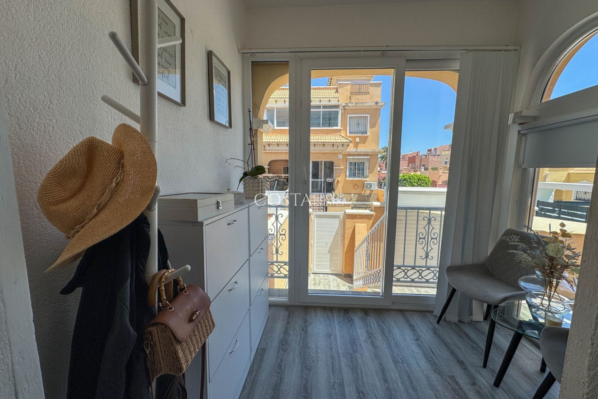 Herverkoop - Villa -
Orihuela - Orihuela Costa