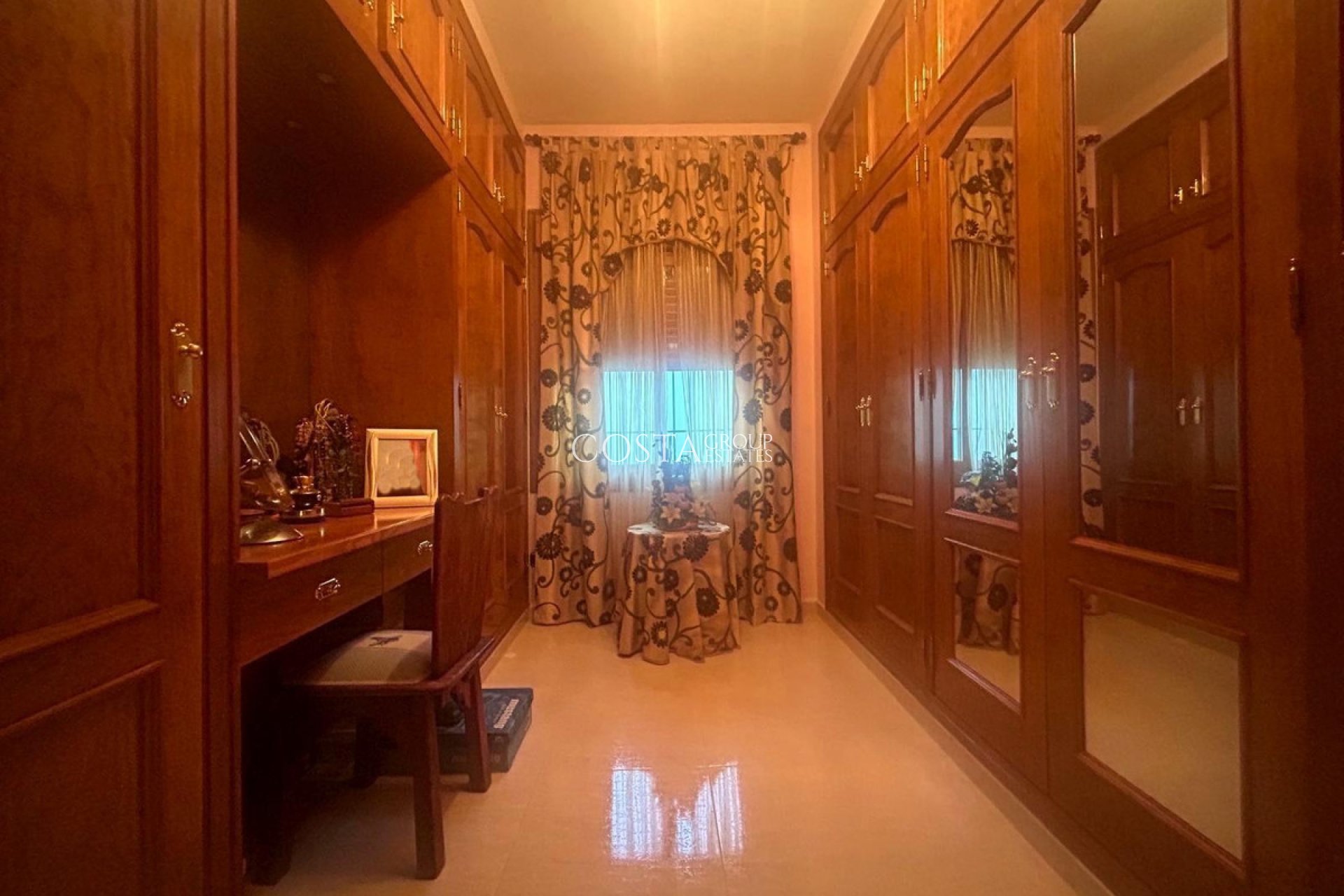 Herverkoop - Villa -
Orihuela - Orihuela Costa