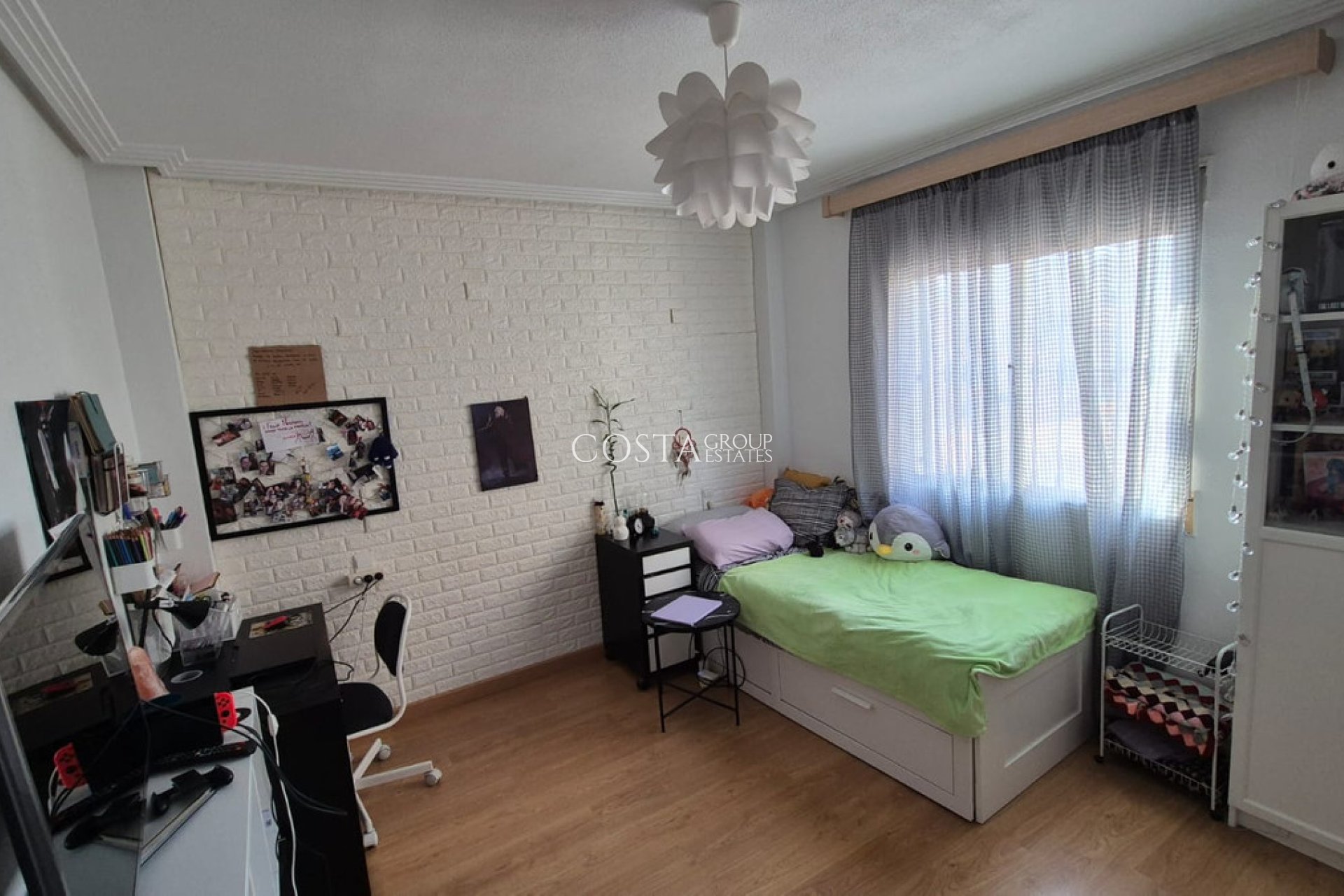 Herverkoop - Villa -
Orihuela - Orihuela Costa