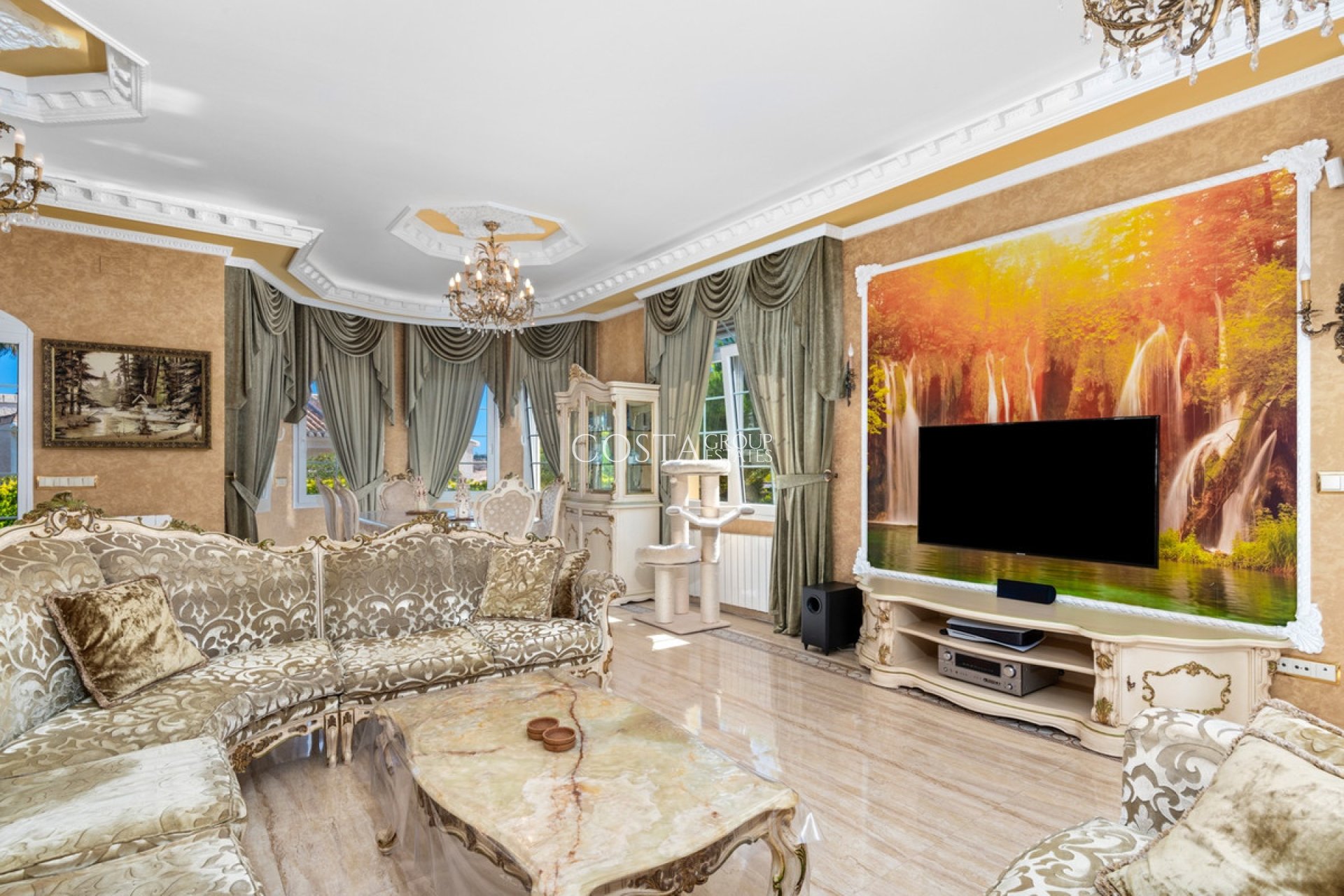 Herverkoop - Villa -
Orihuela - Playa Flamenca