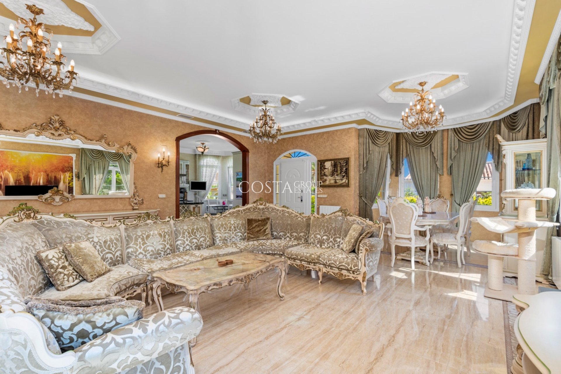 Herverkoop - Villa -
Orihuela - Playa Flamenca