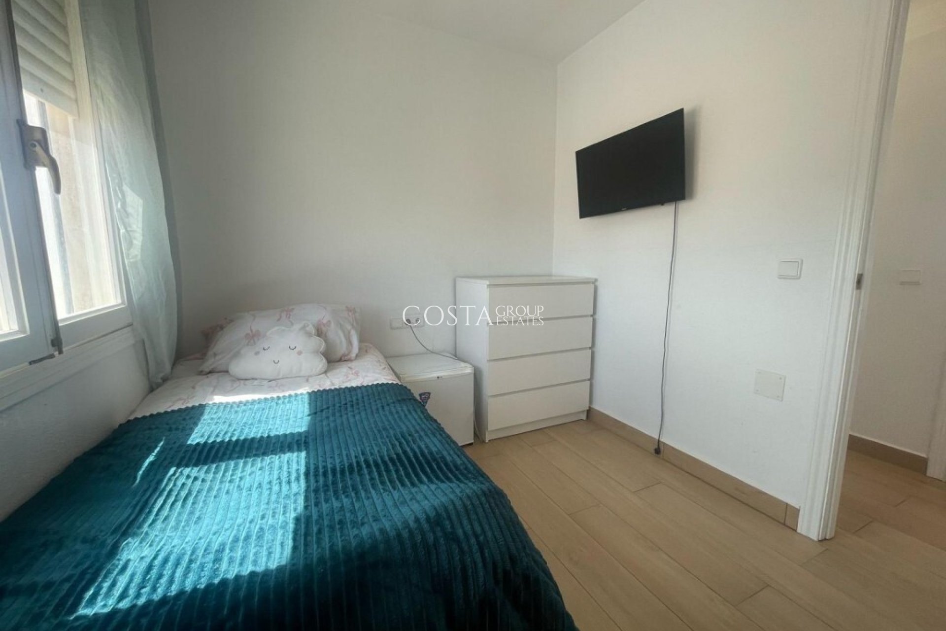 Herverkoop - Villa -
Orihuela - Playa Flamenca