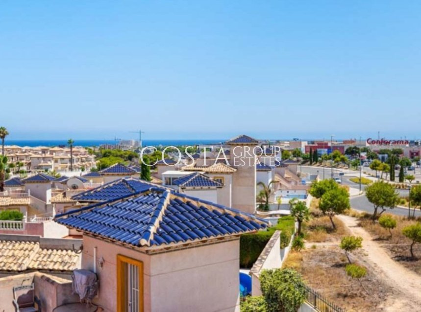 Herverkoop - Villa -
Orihuela - Playa Flamenca
