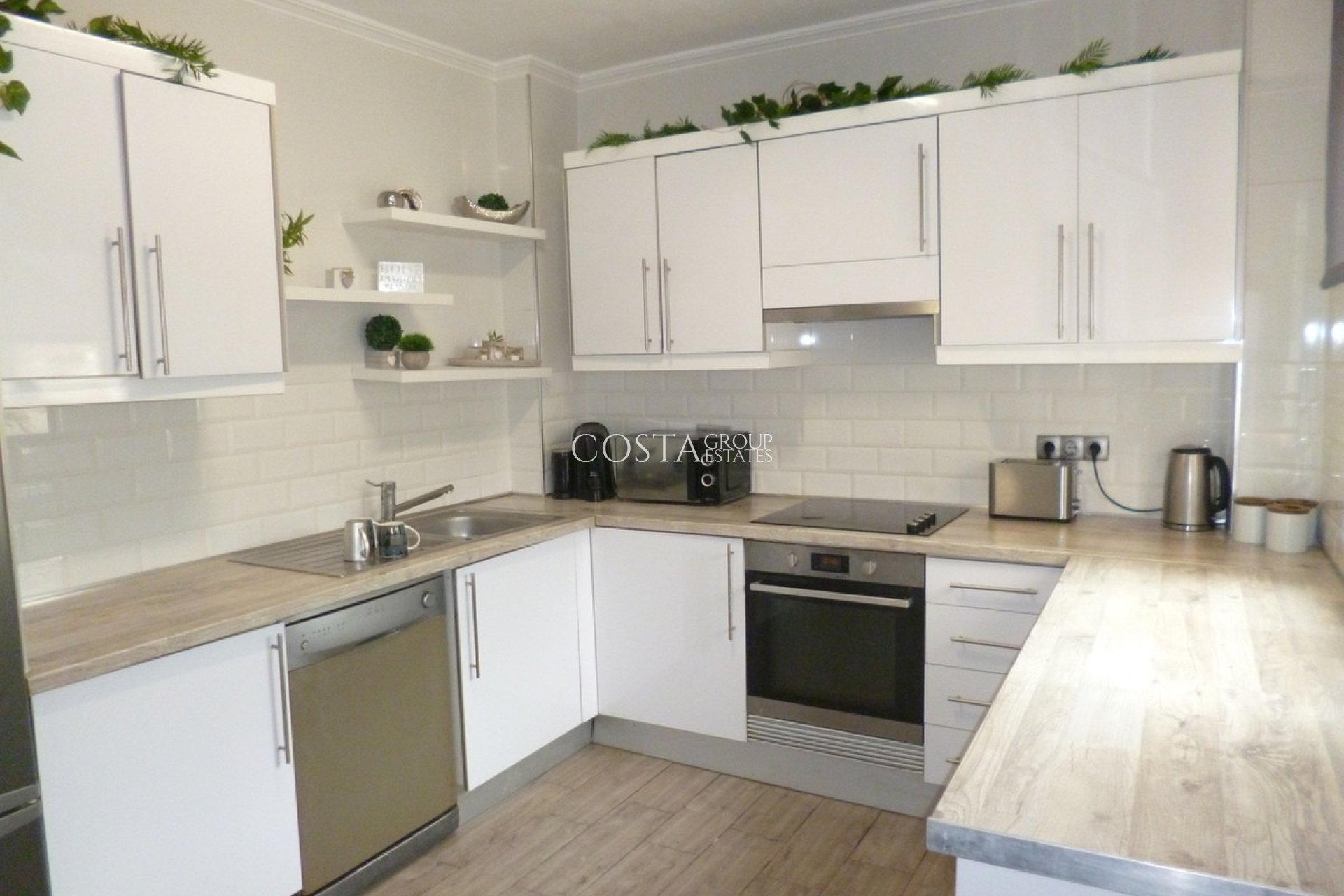 Herverkoop - Villa -
Orihuela - Playa Flamenca