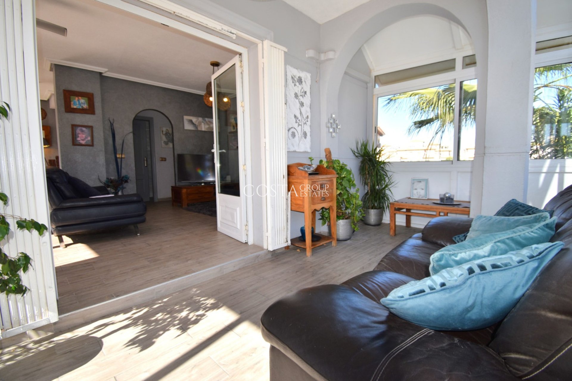 Herverkoop - Villa -
Orihuela - Playa Flamenca