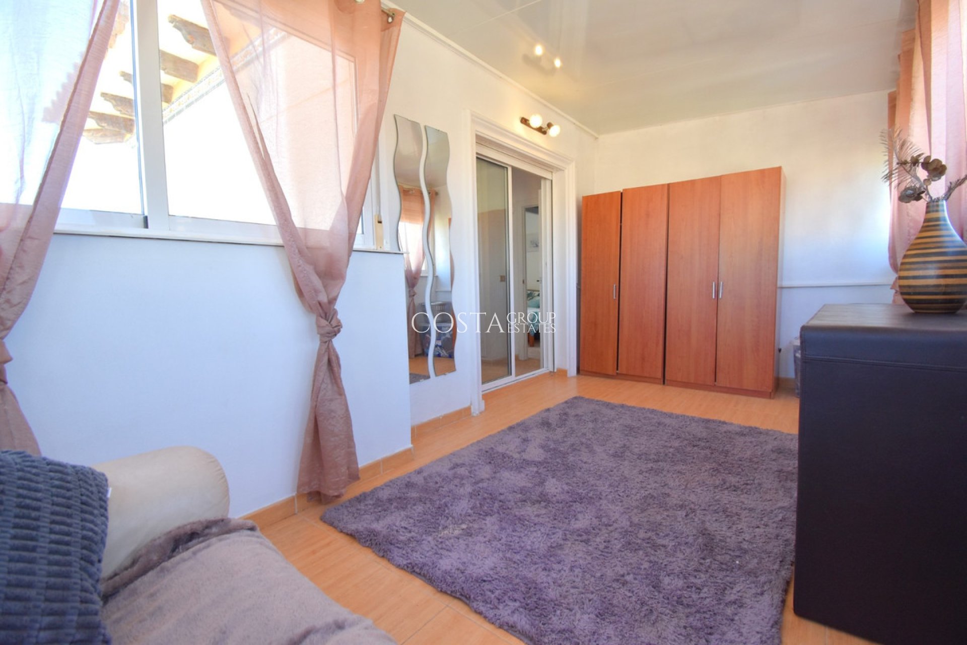 Herverkoop - Villa -
Orihuela - Playa Flamenca