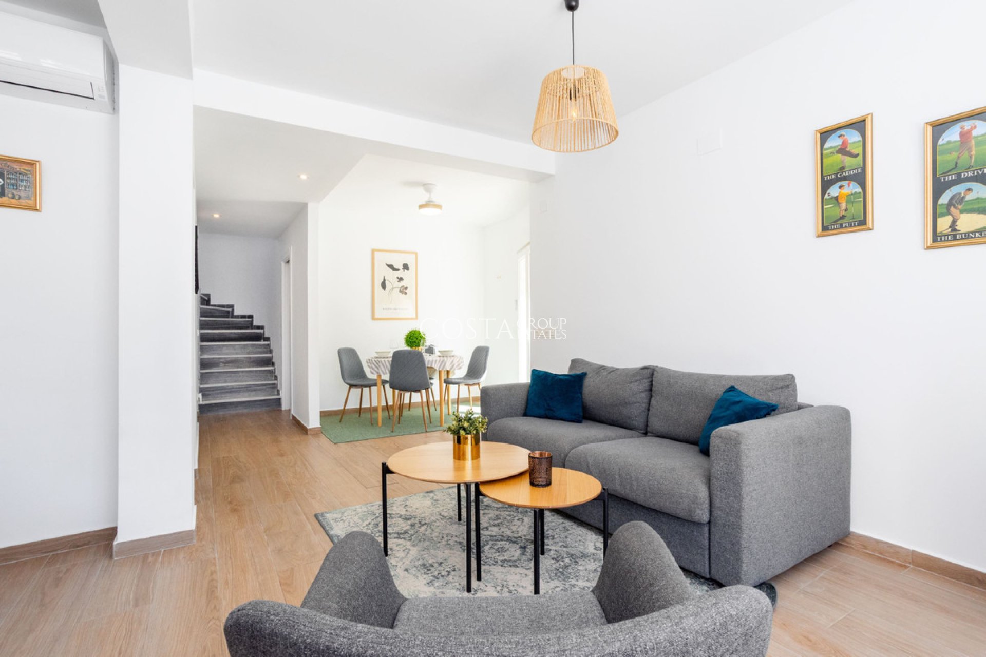 Herverkoop - Villa -
Orihuela - Playa Flamenca