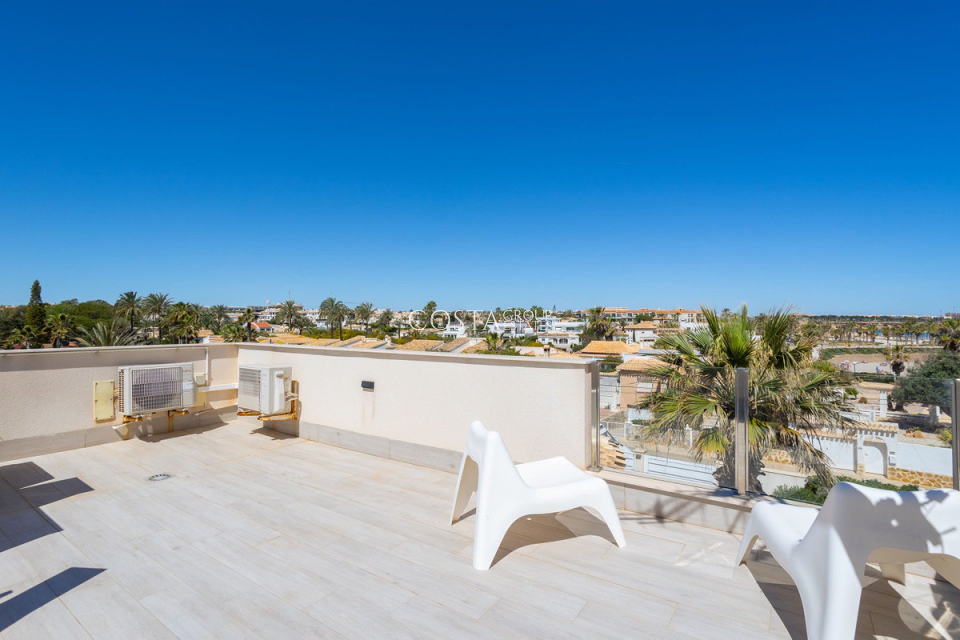 Herverkoop - Villa -
Orihuela - Playa Flamenca