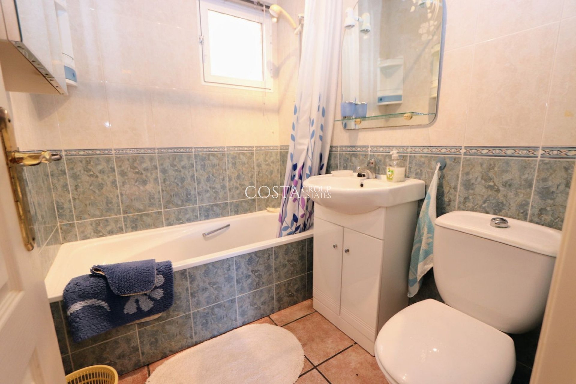 Herverkoop - Villa -
Orihuela - Playa Flamenca